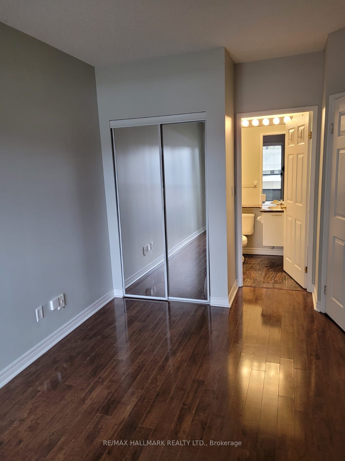 55 Bloor Street E, #1203