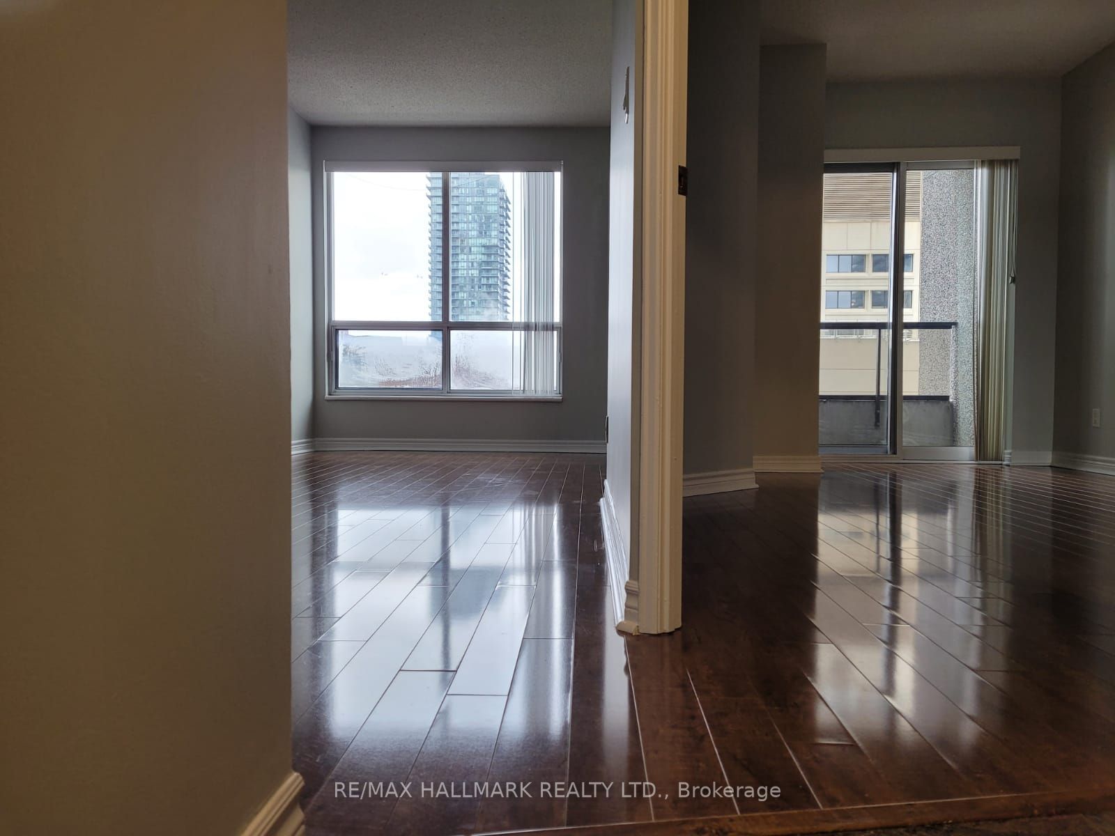 55 Bloor Street E, #1203