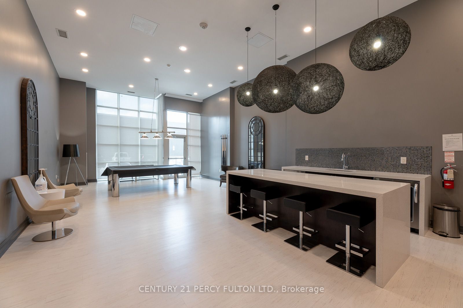 125 Western Battery Rd, #2210