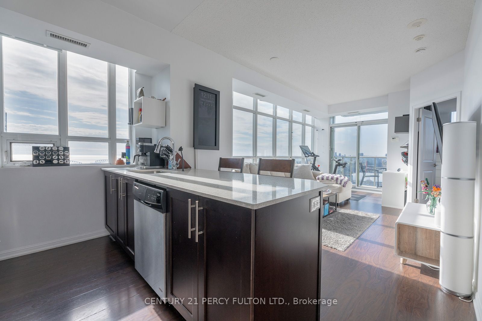 125 Western Battery Rd, #2210