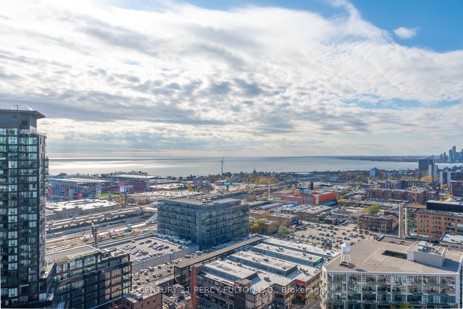 125 Western Battery Rd, #2210