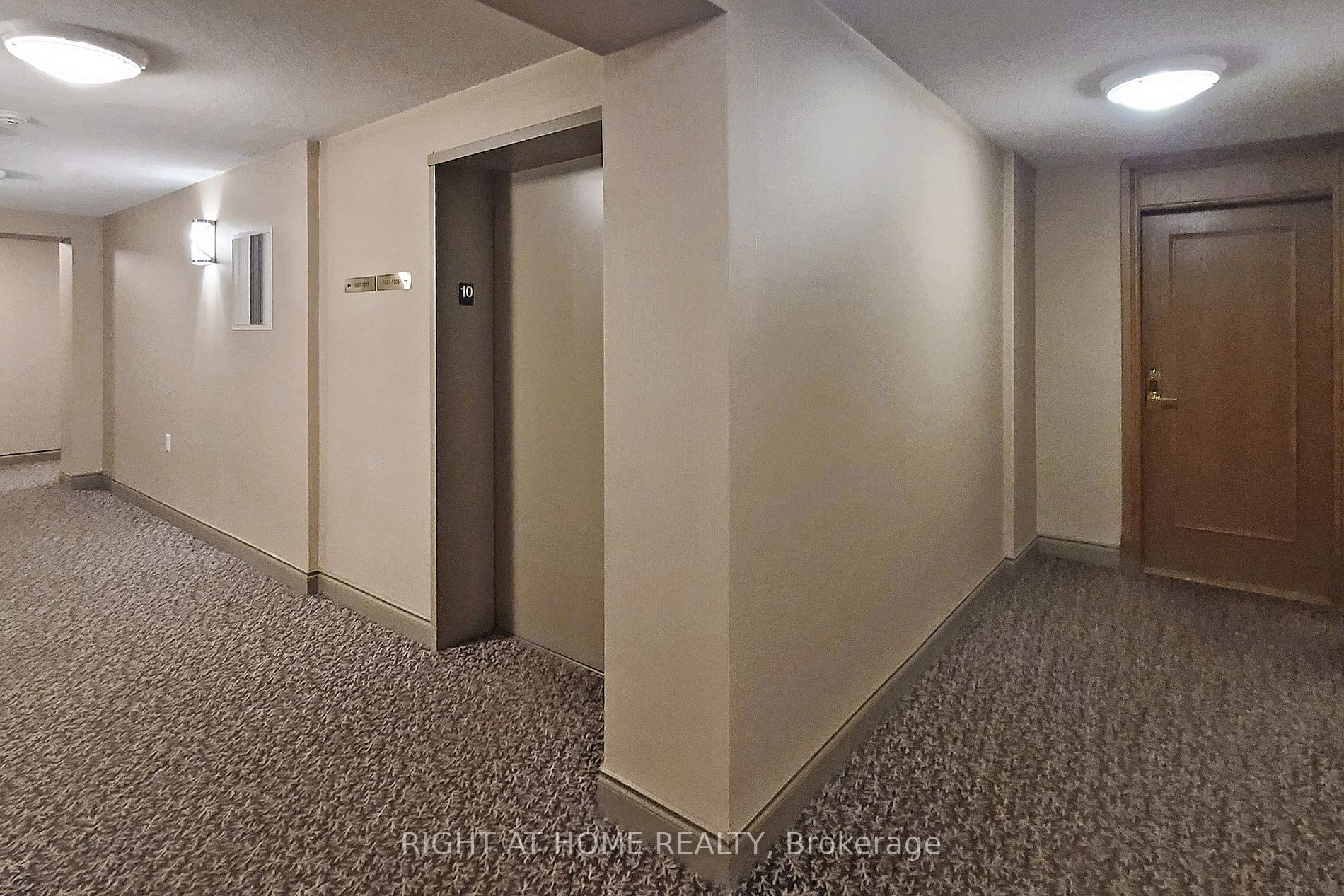 5500 Yonge St, #1002