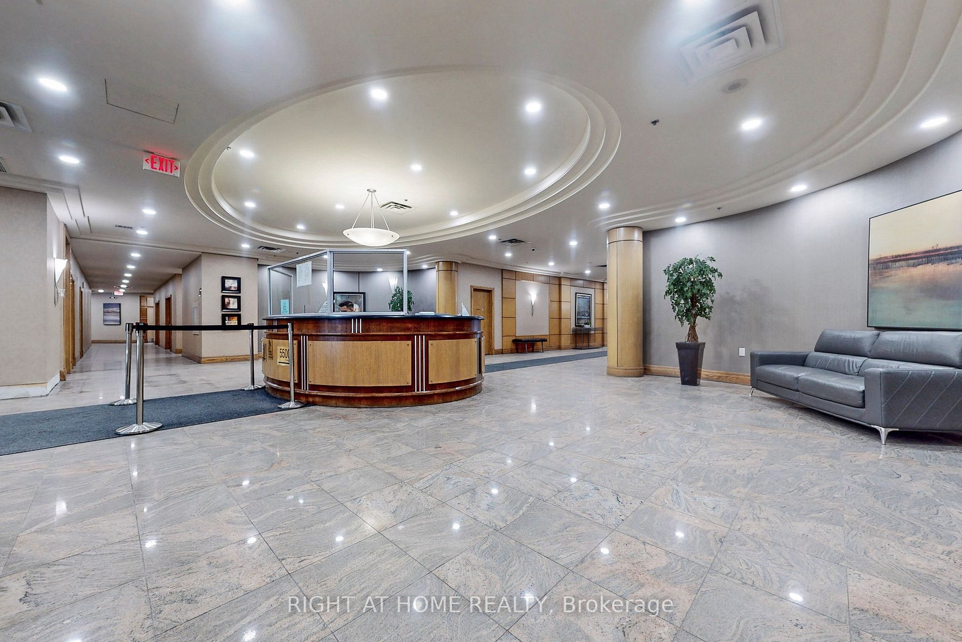 5500 Yonge St, #1002