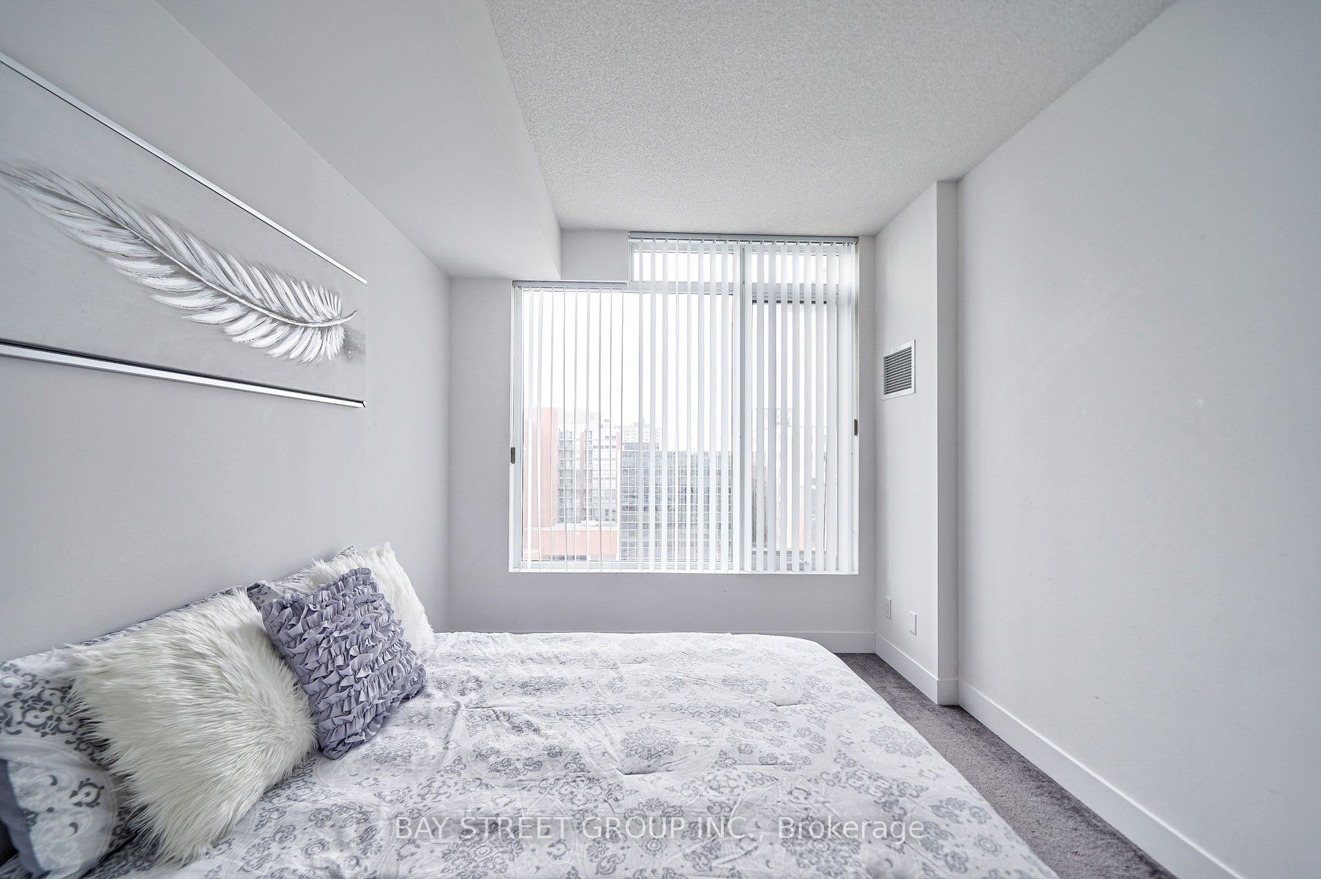 68 Merton St, #909