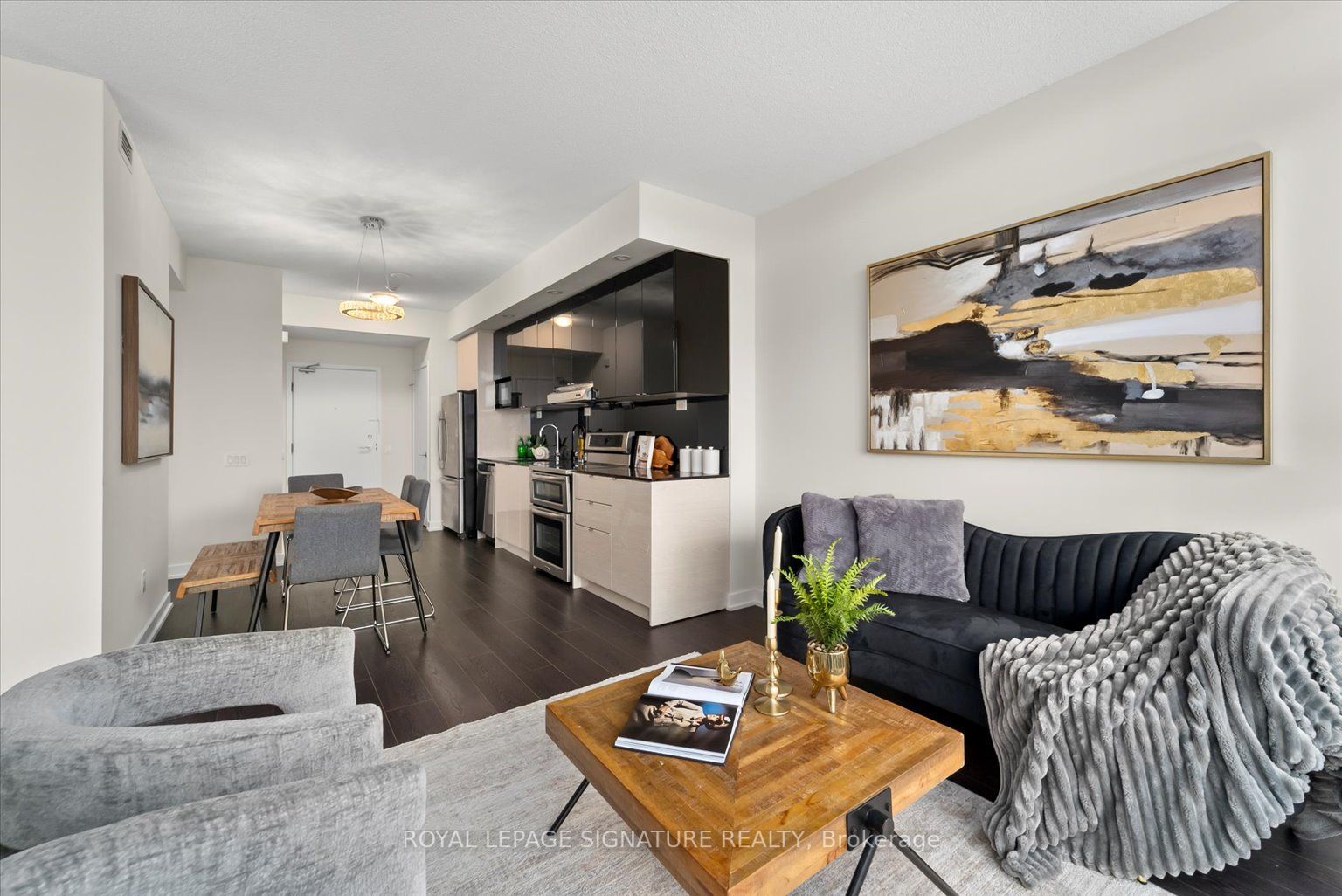 121 McMahon Drive, #3517