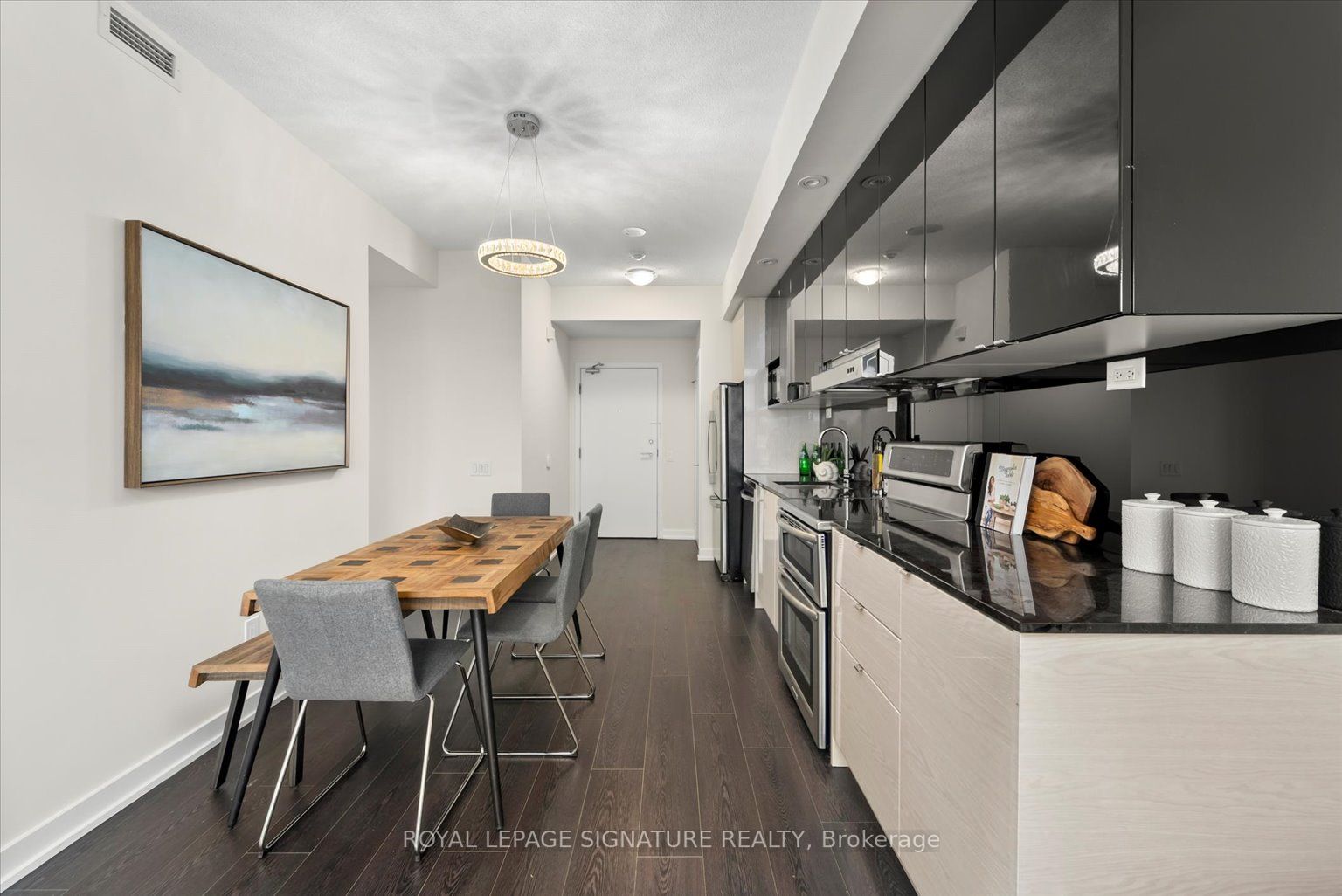 121 McMahon Drive, #3517