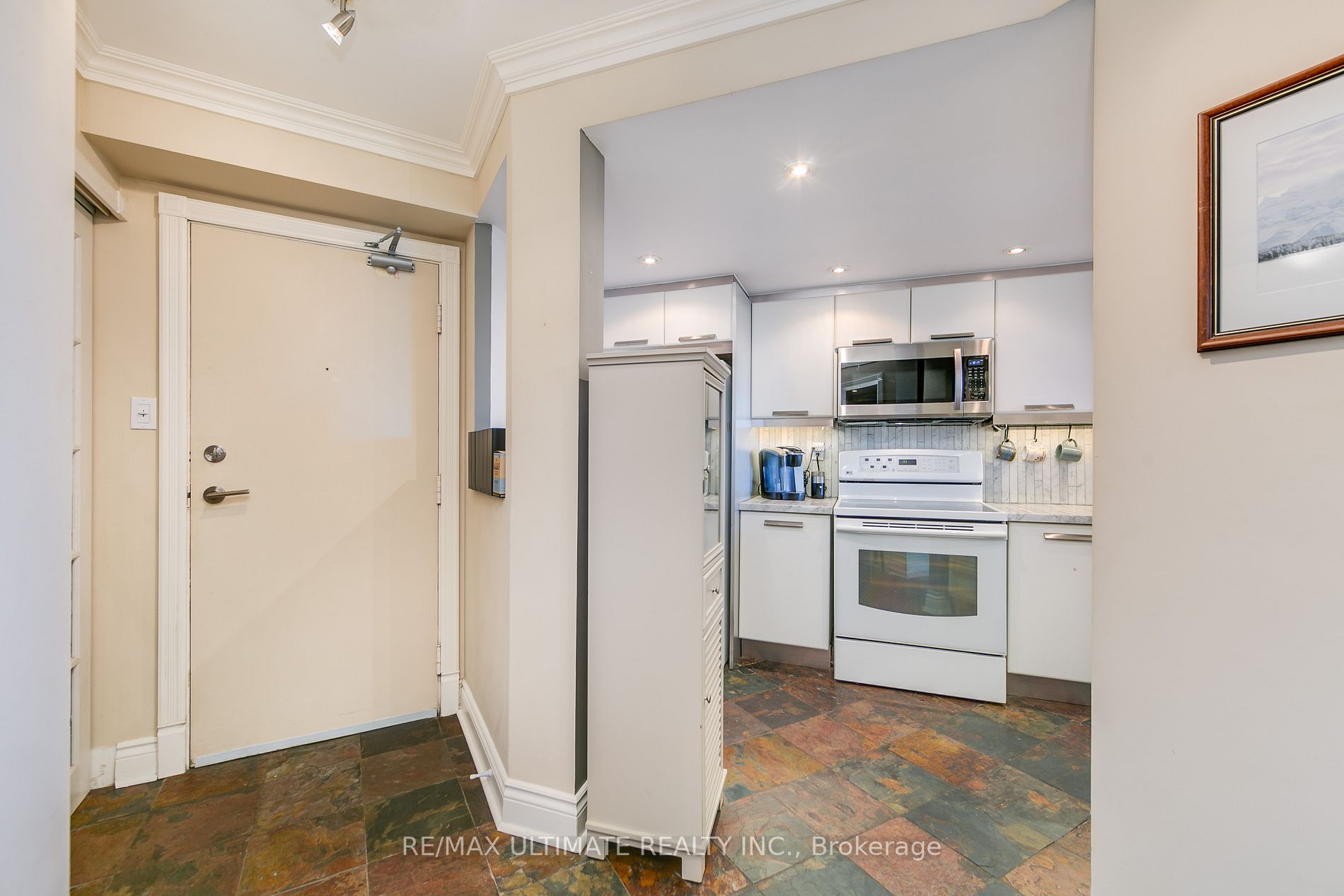 77 Maitland Pl, #1203