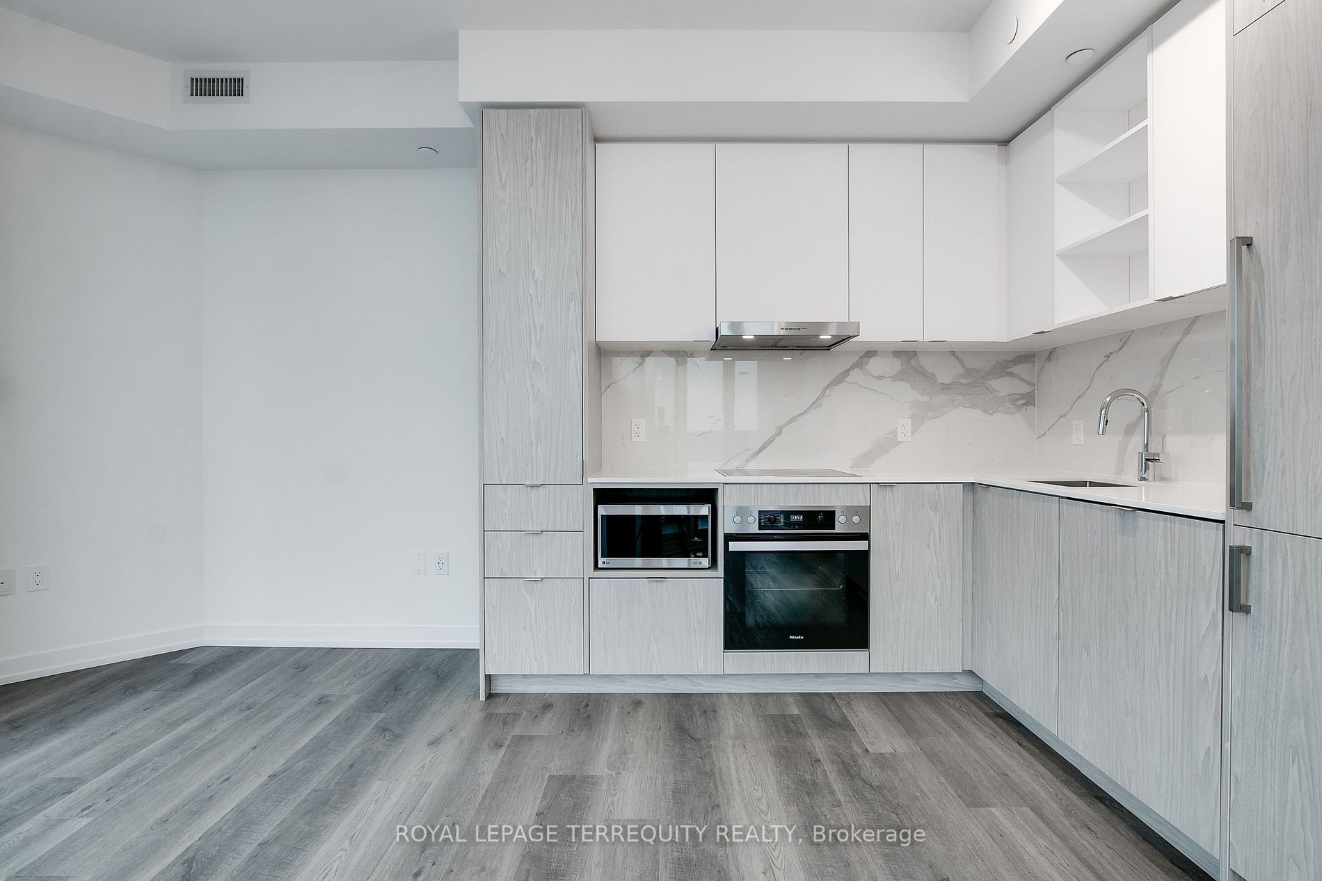 55 Cooper Street, #7708