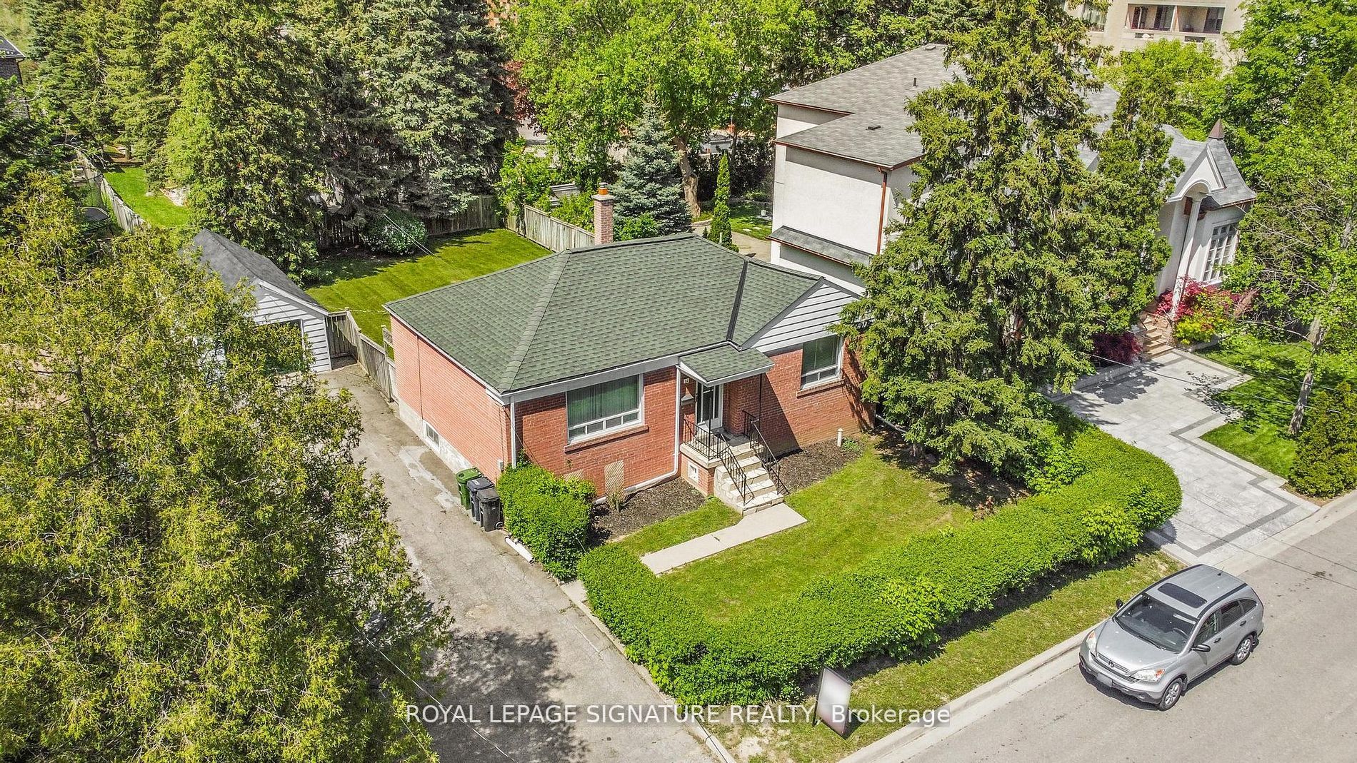 12 Verwood Ave