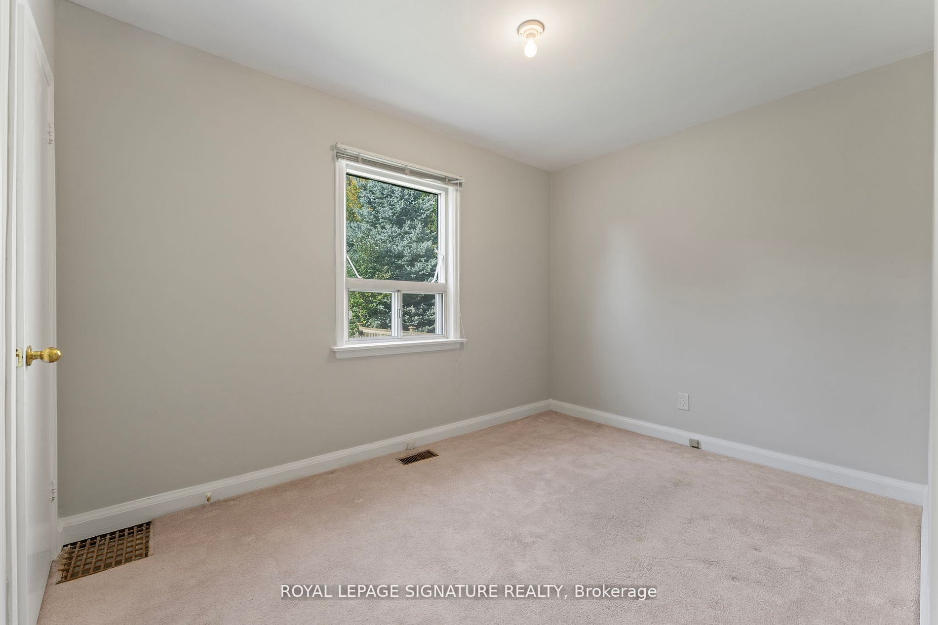12 Verwood Ave
