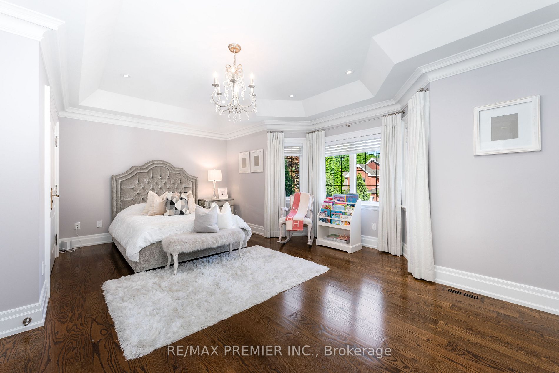 142 Upper Canada Drive