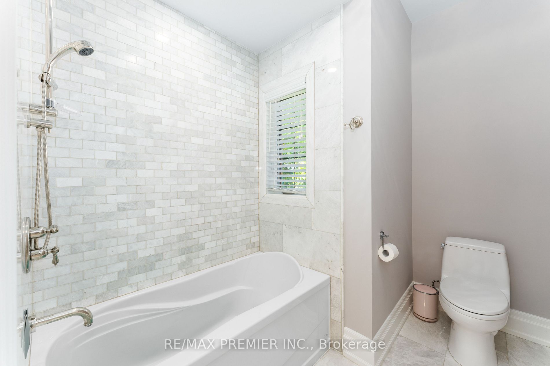 142 Upper Canada Drive