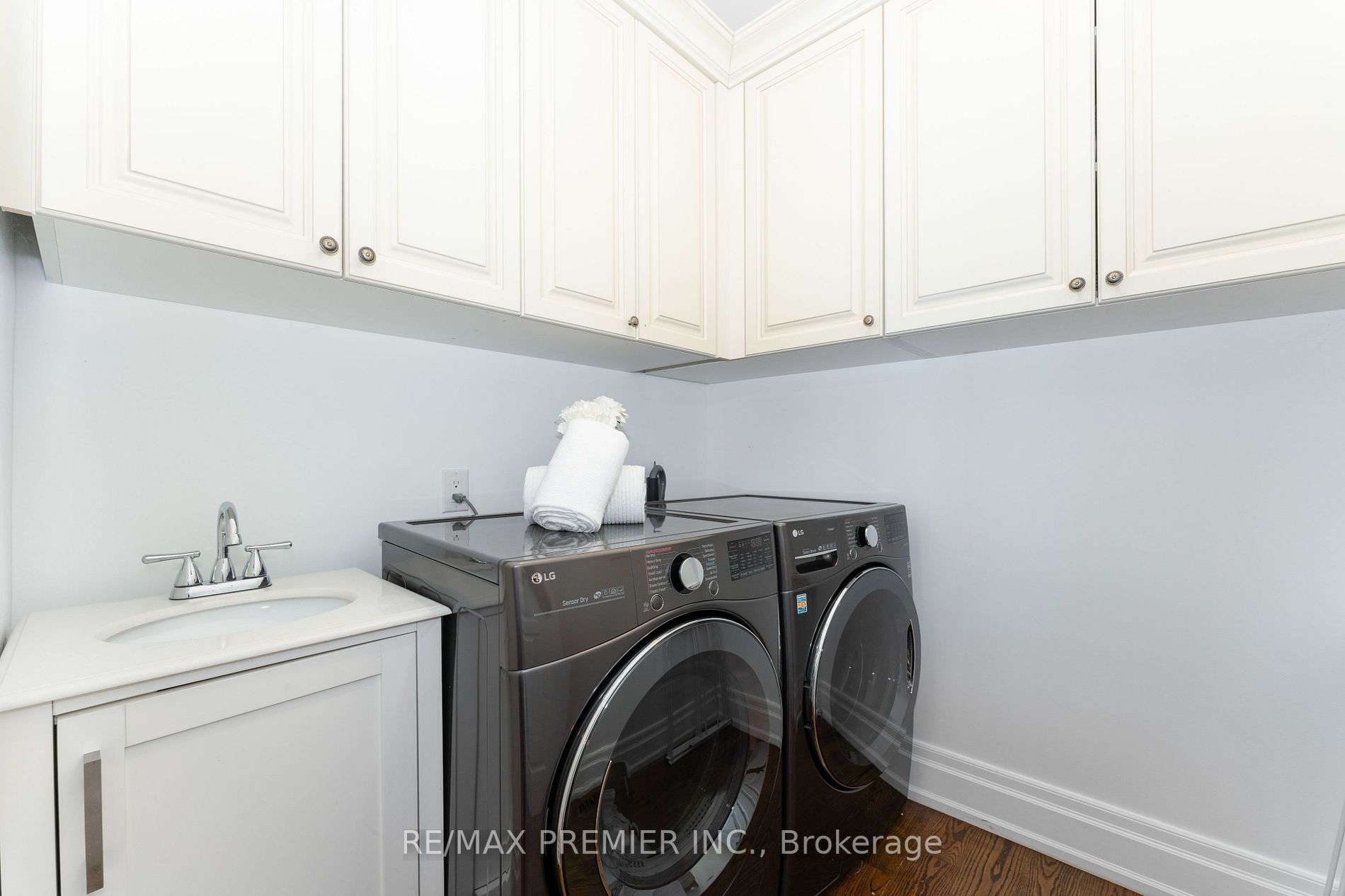 142 Upper Canada Drive