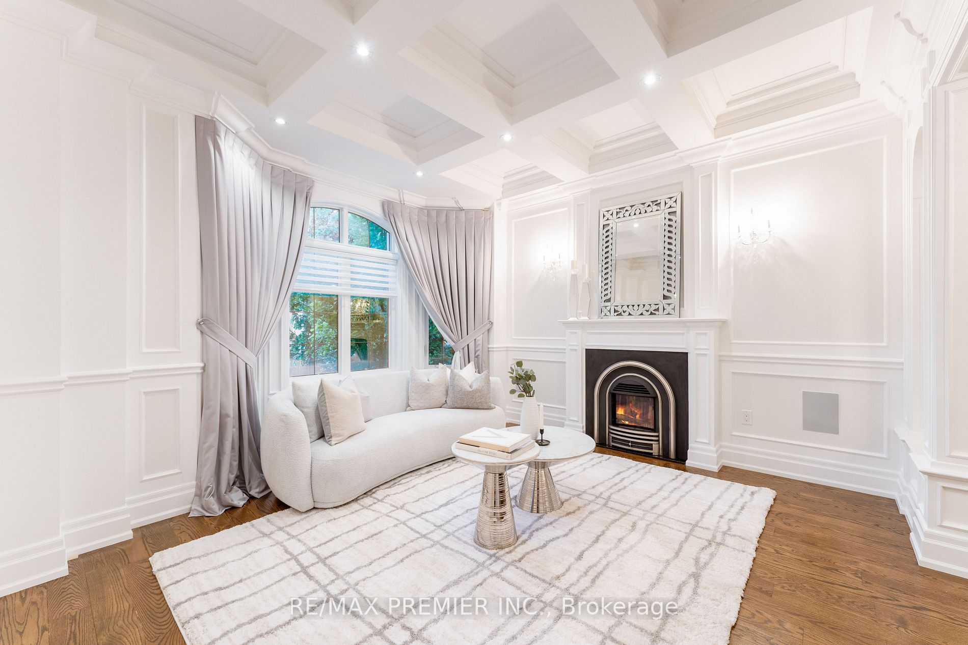 142 Upper Canada Drive