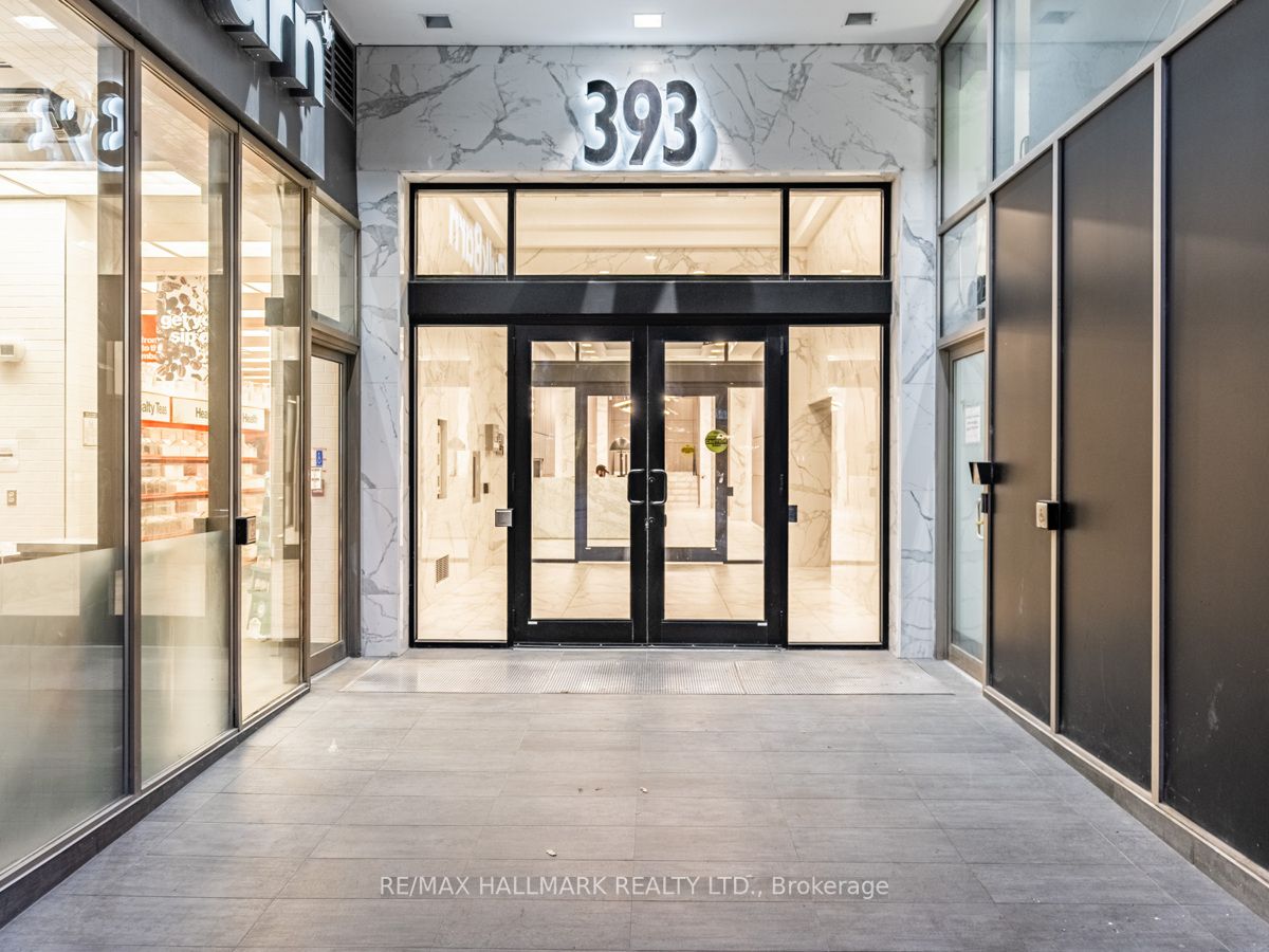 393 King Street W, #605