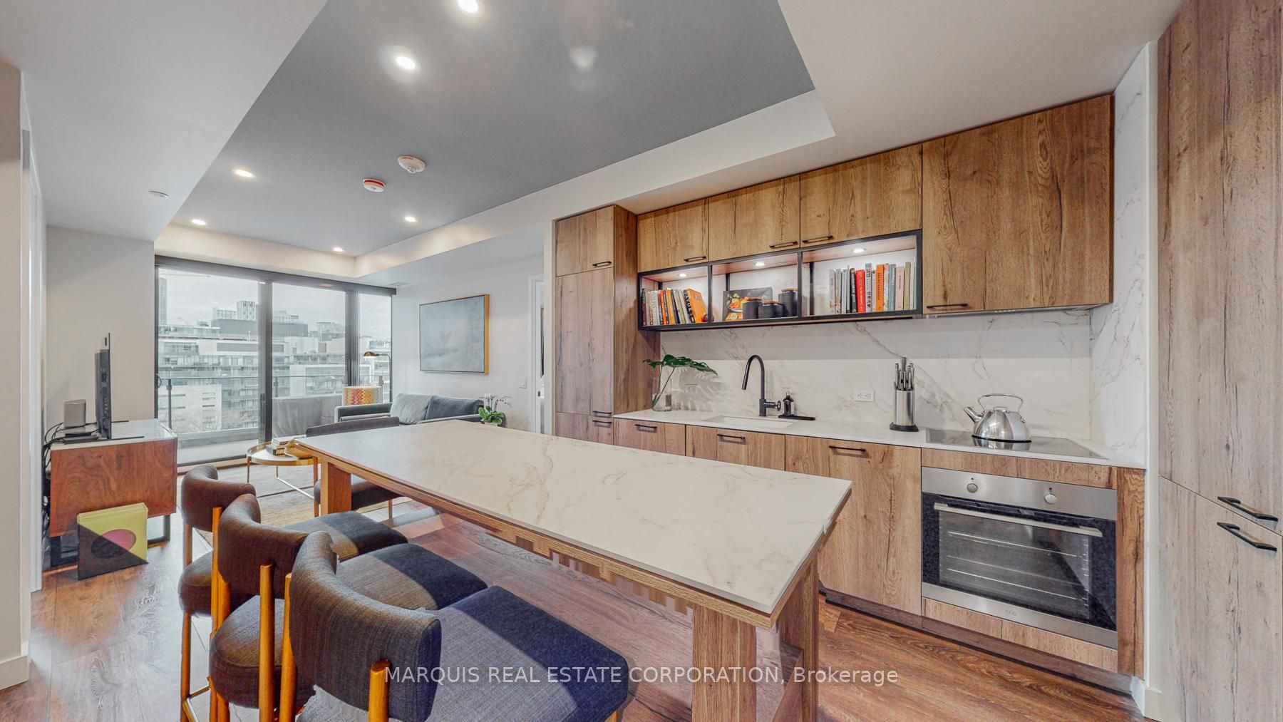 505 Richmond Street W, #632