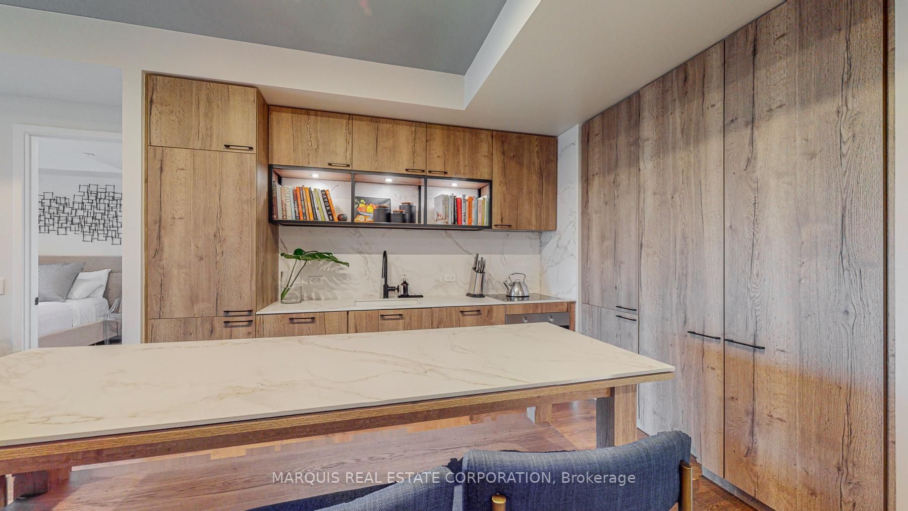 505 Richmond Street W, #632