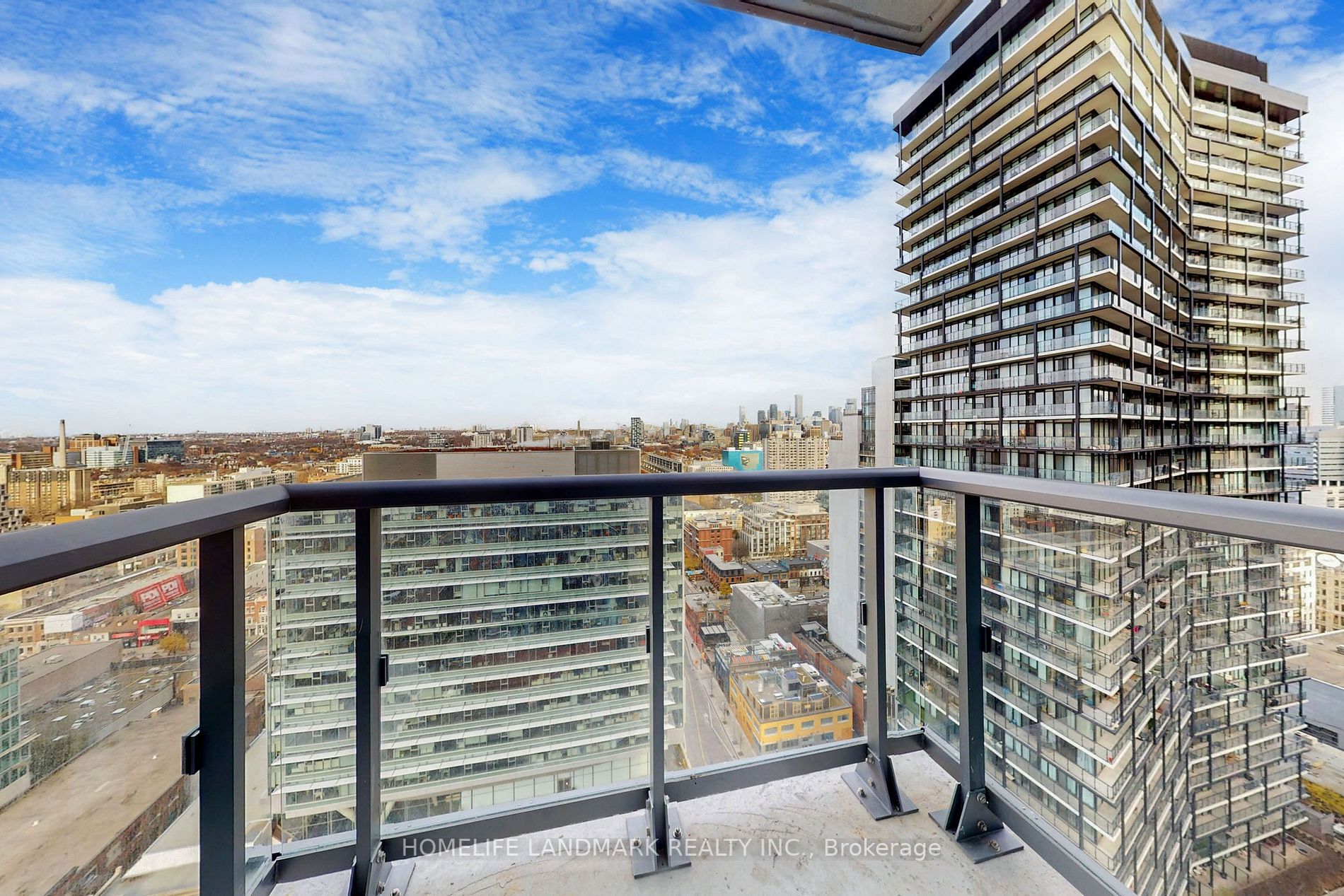 108 Peter St, #2701