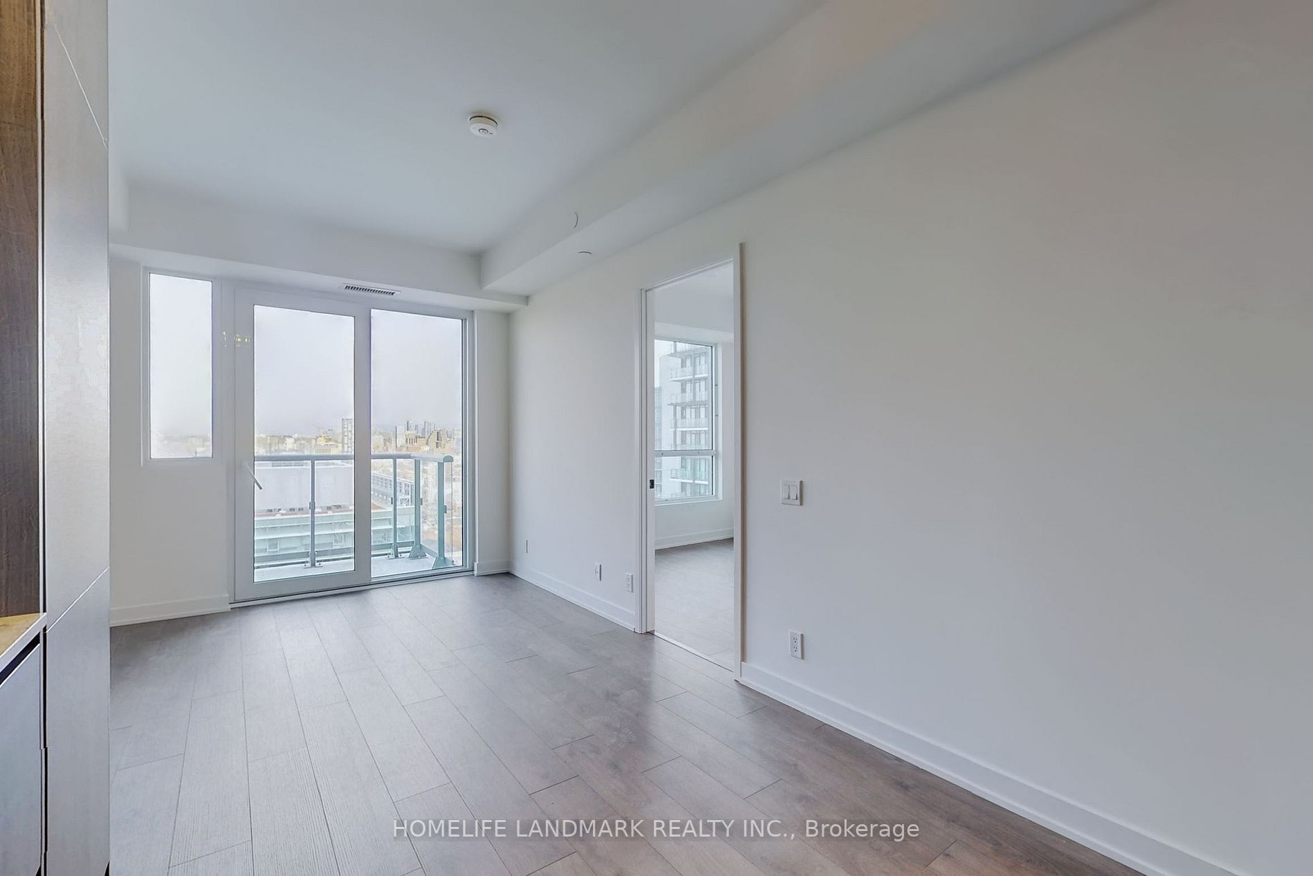108 Peter St, #2701