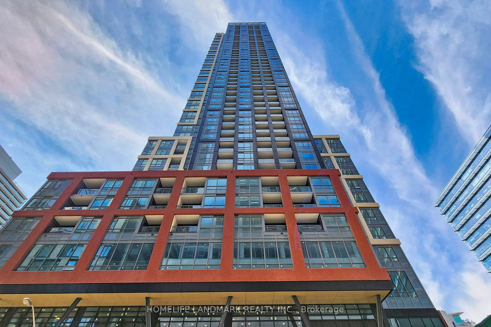 108 Peter St, #2701