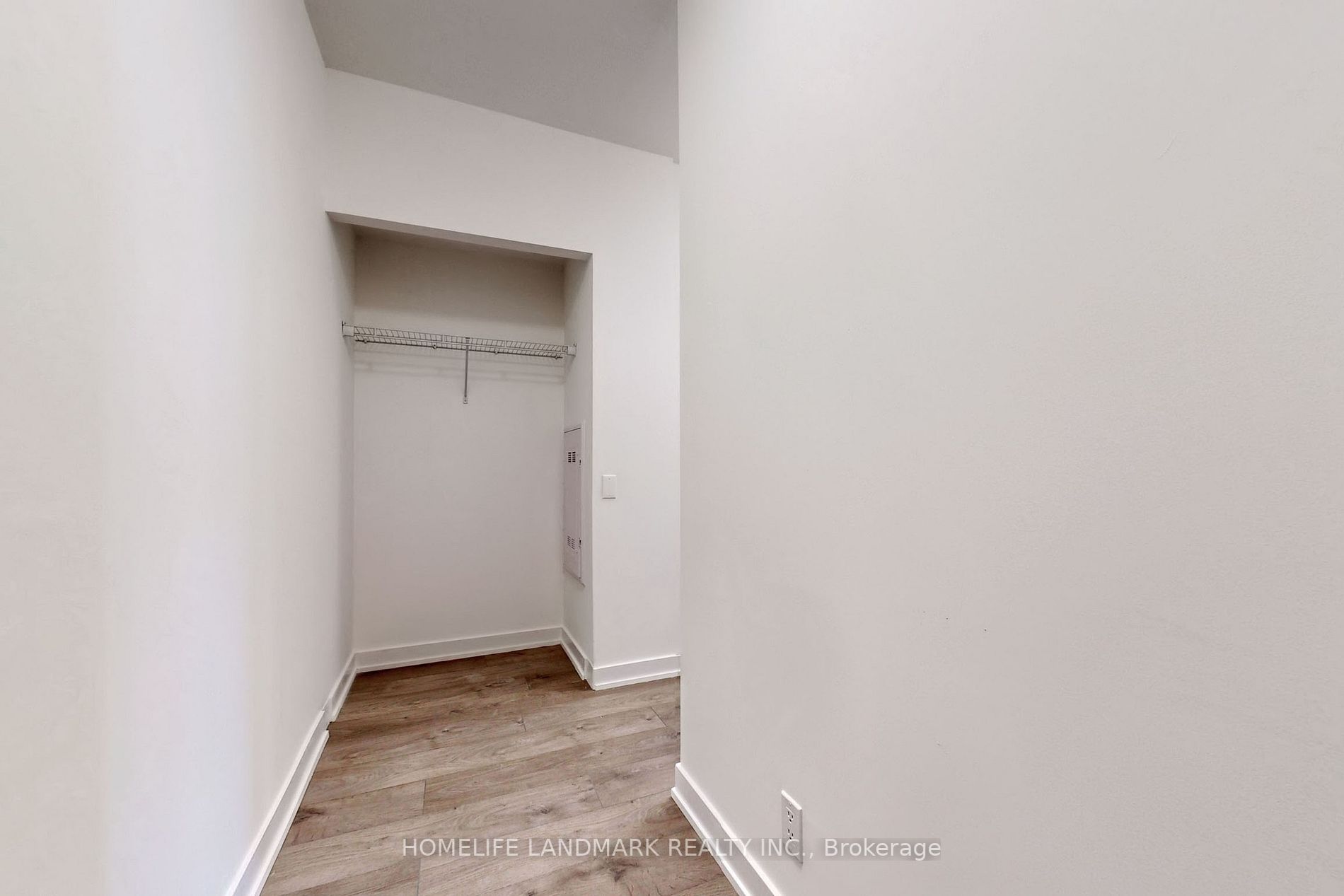 108 Peter St, #2701