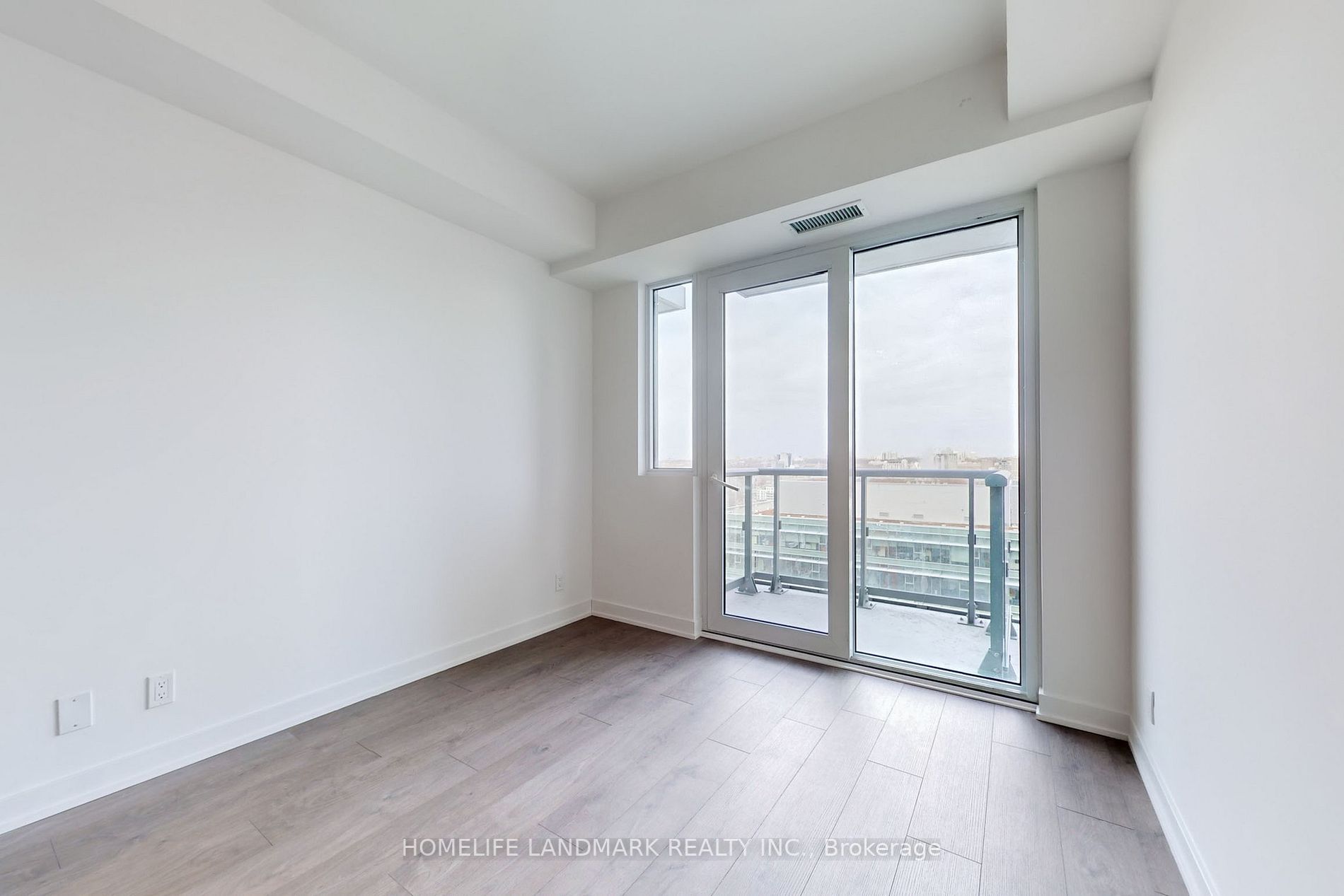 108 Peter St, #2701