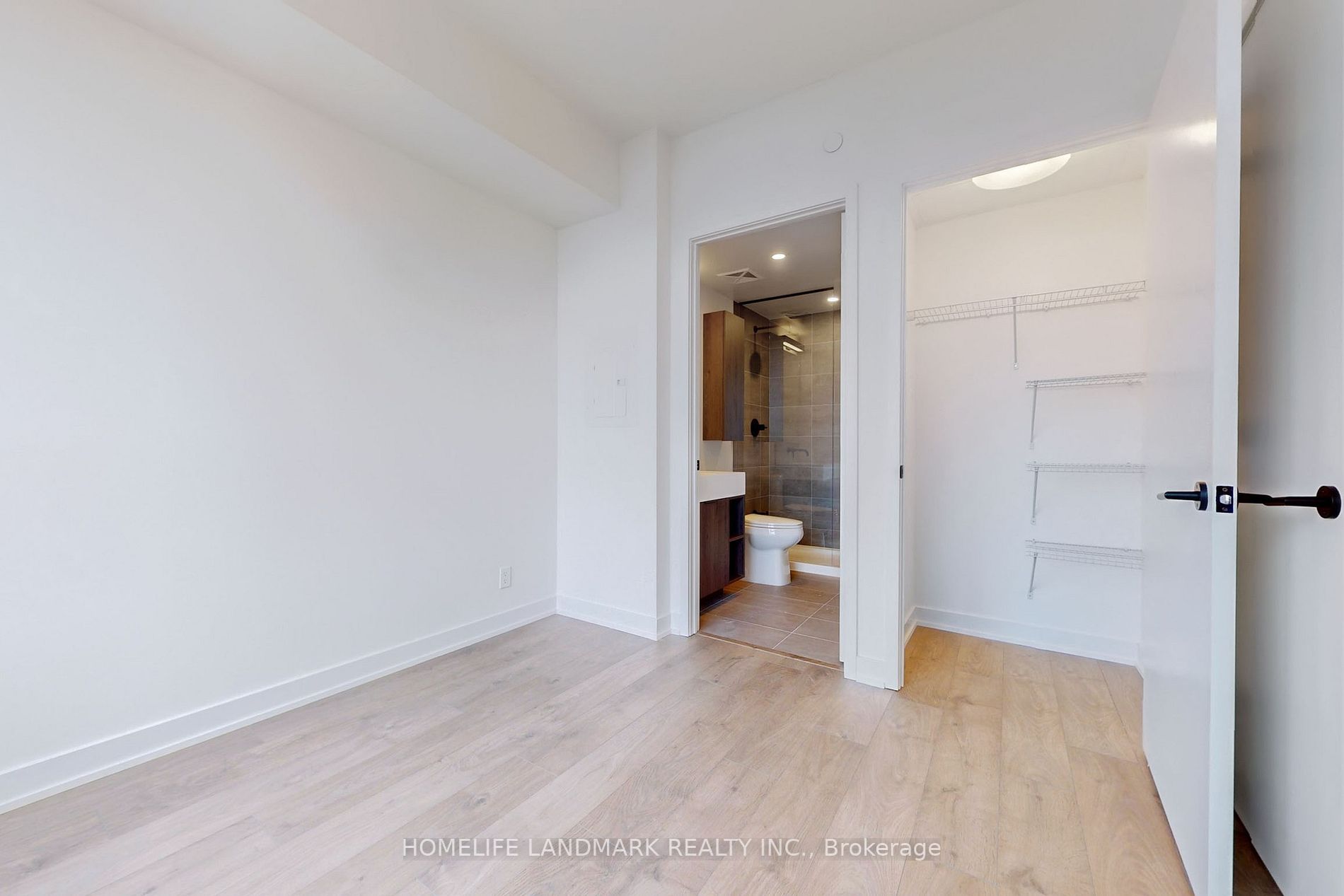 108 Peter St, #2701