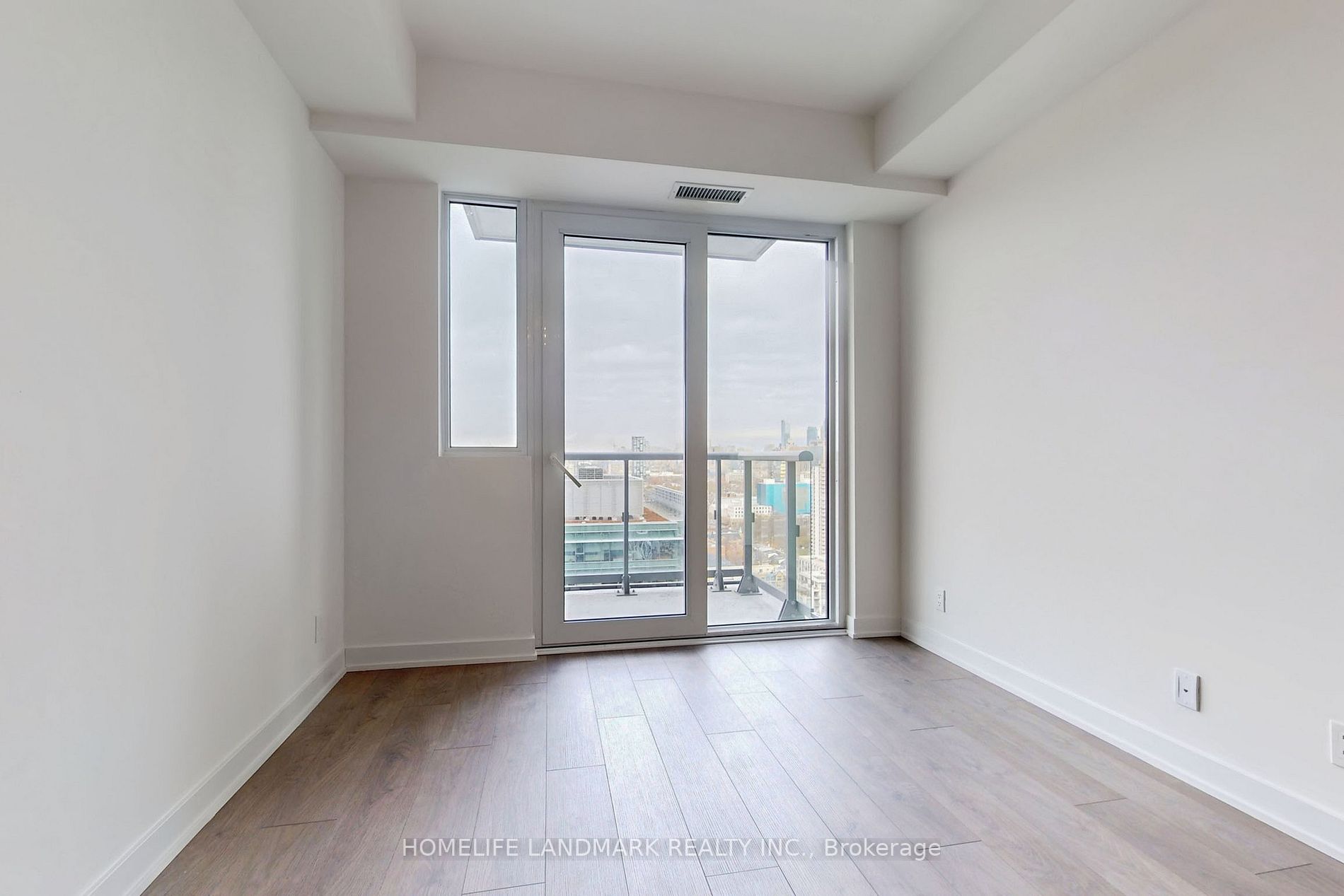 108 Peter St, #2701