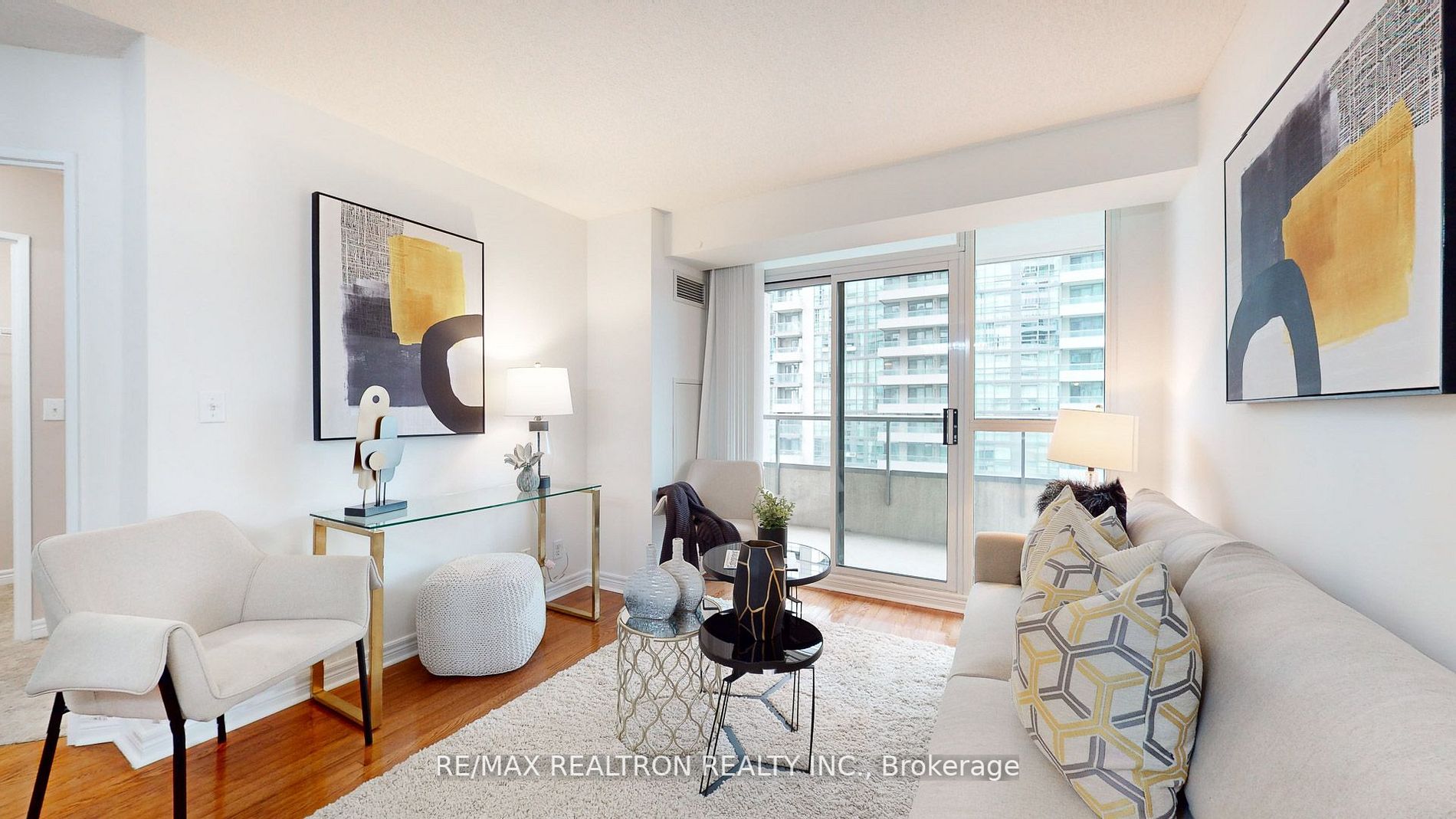 23 Hollywood Ave, #1708