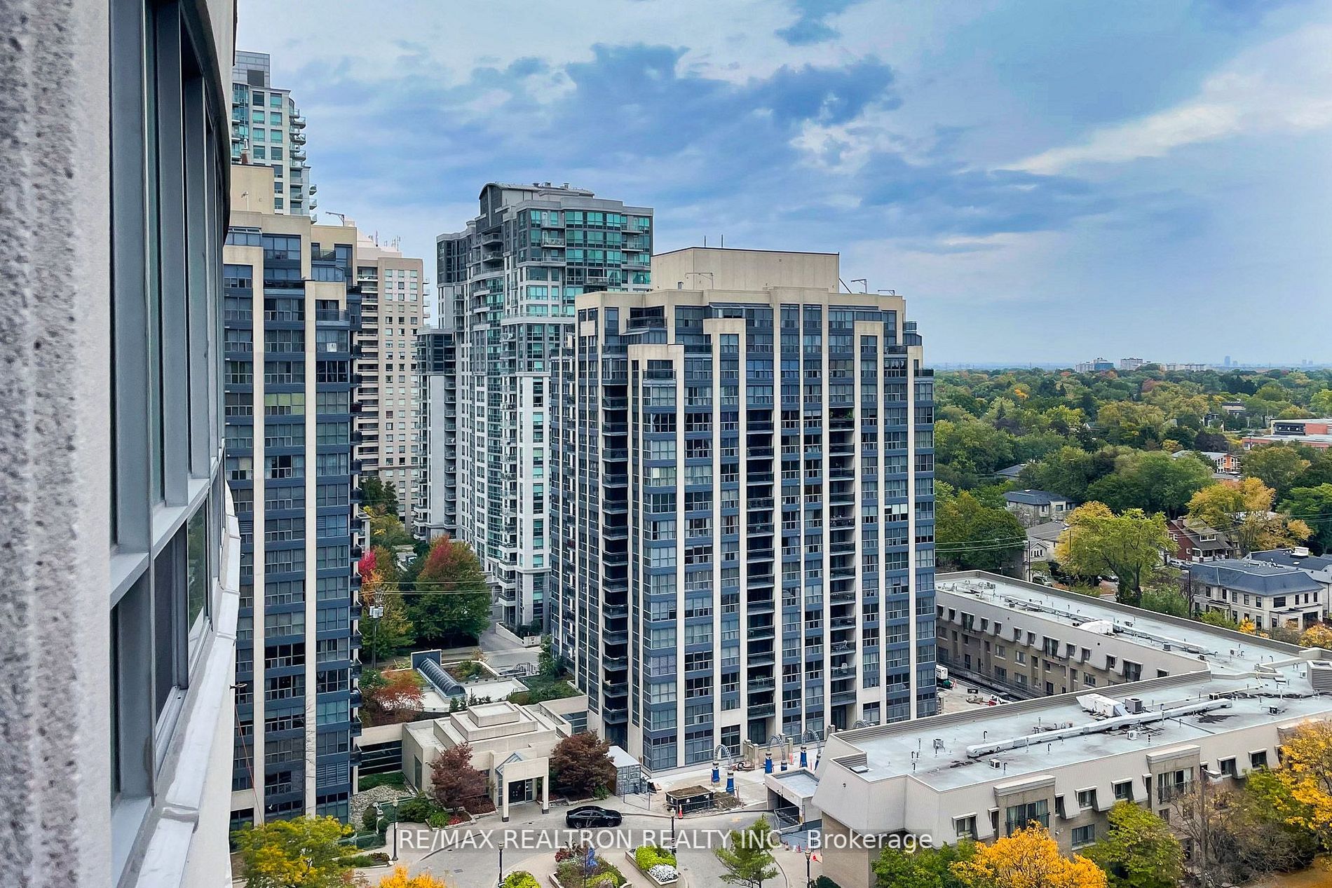 23 Hollywood Ave, #1708