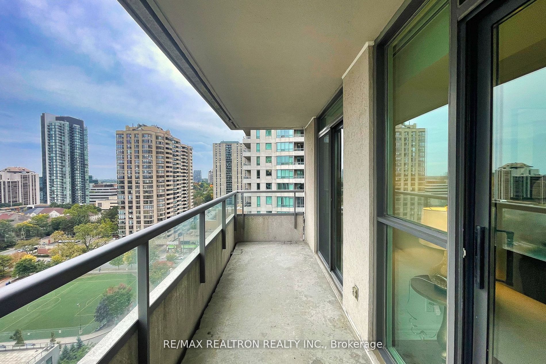 23 Hollywood Ave, #1708
