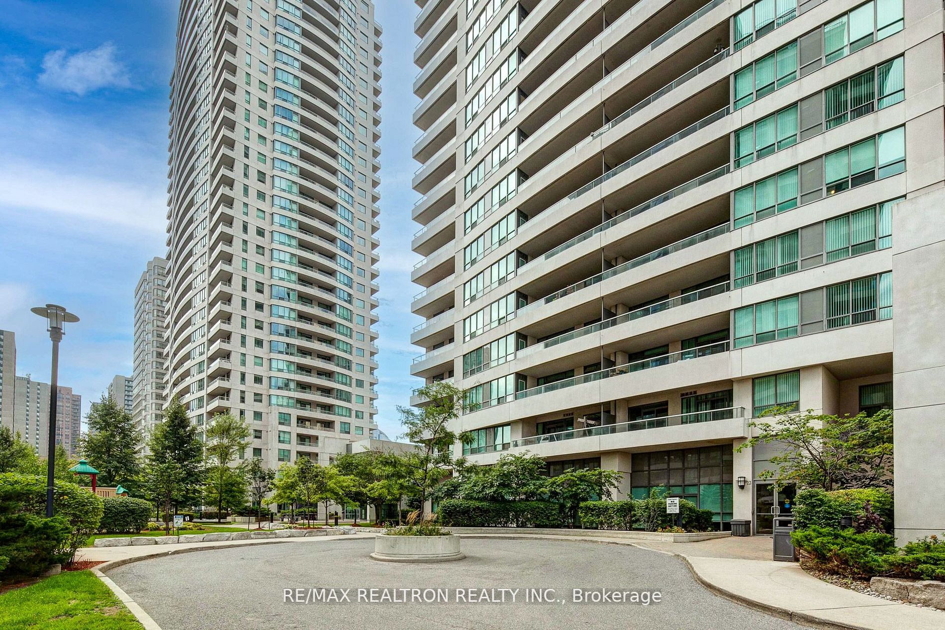 23 Hollywood Ave, #1708
