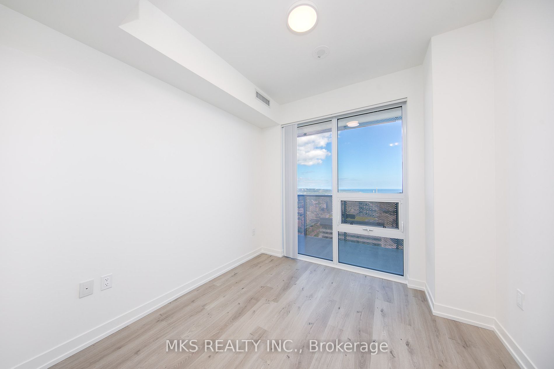 138 Downes St, #6606