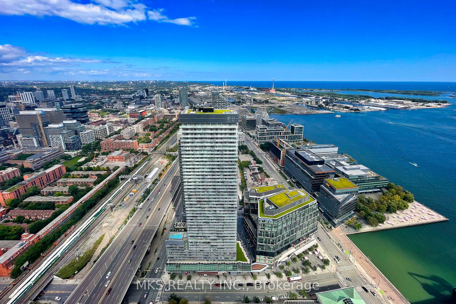 138 Downes St, #6606