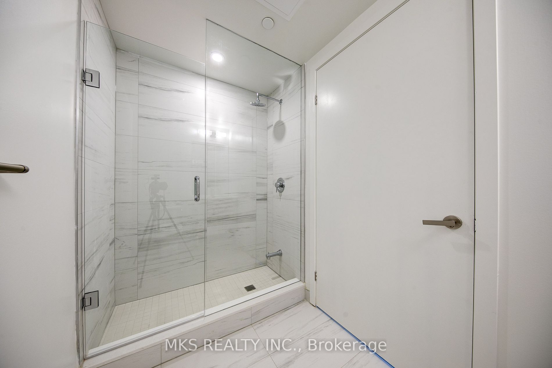 138 Downes St, #6606