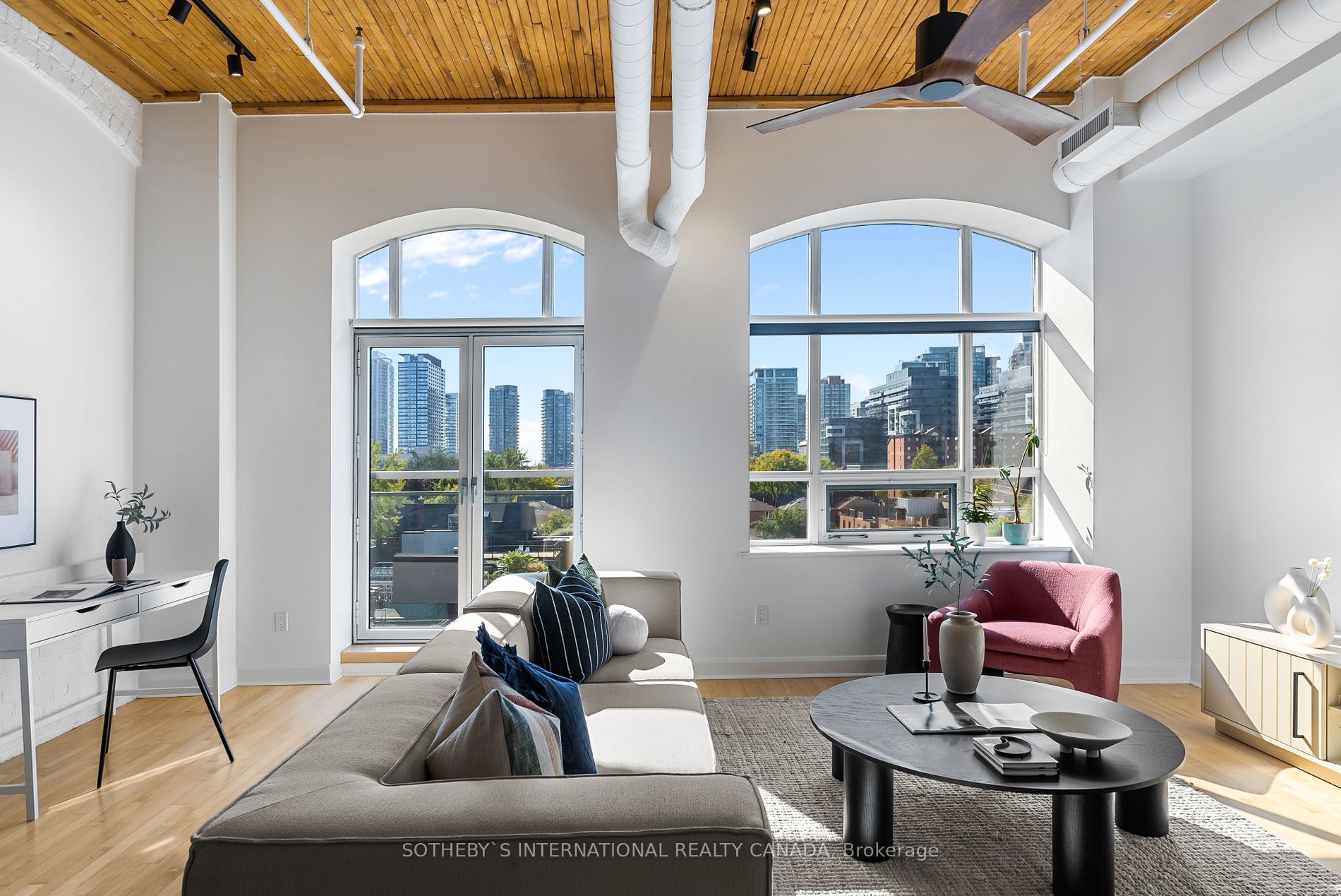 993 Queen Street W, #409