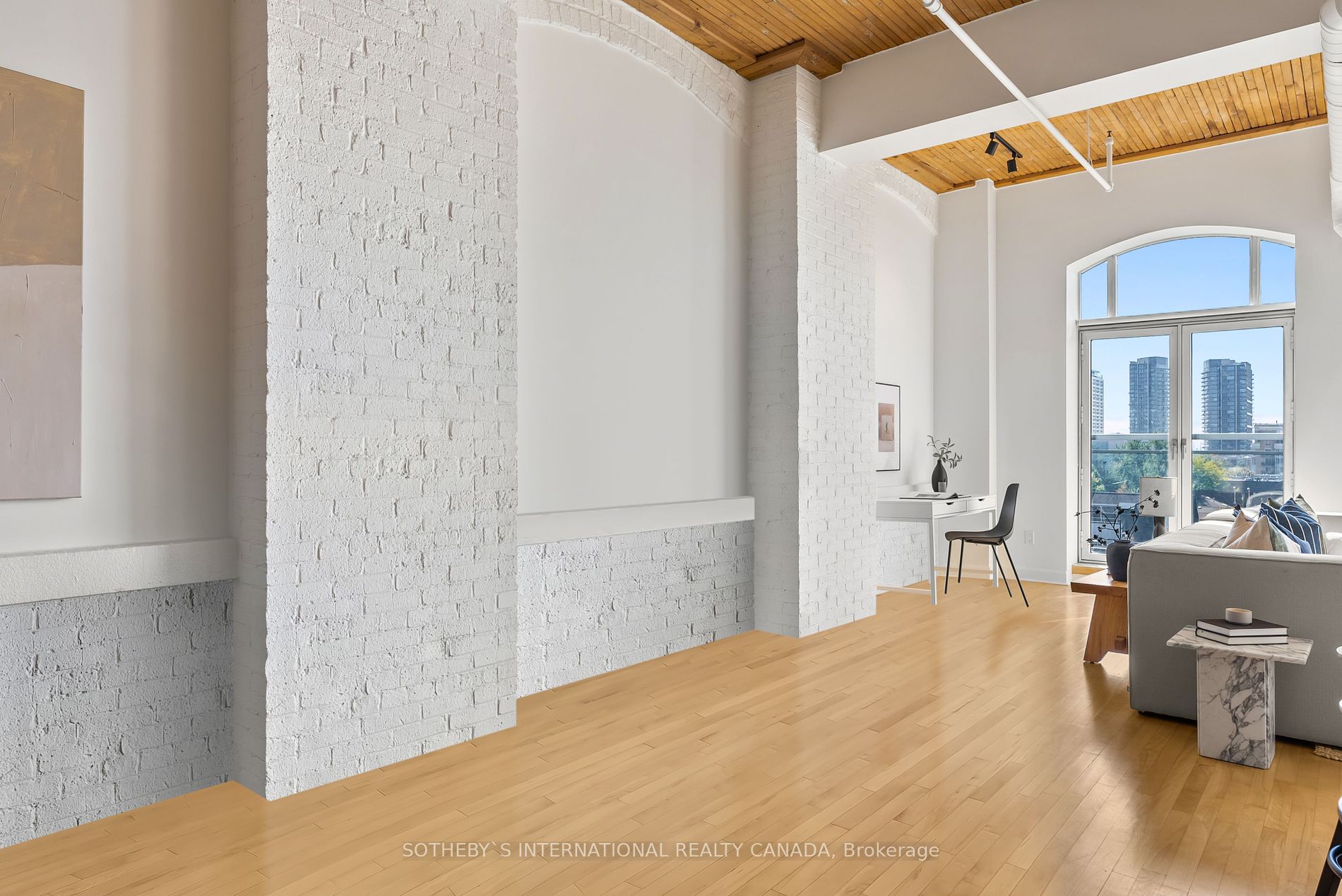 993 Queen Street W, #409