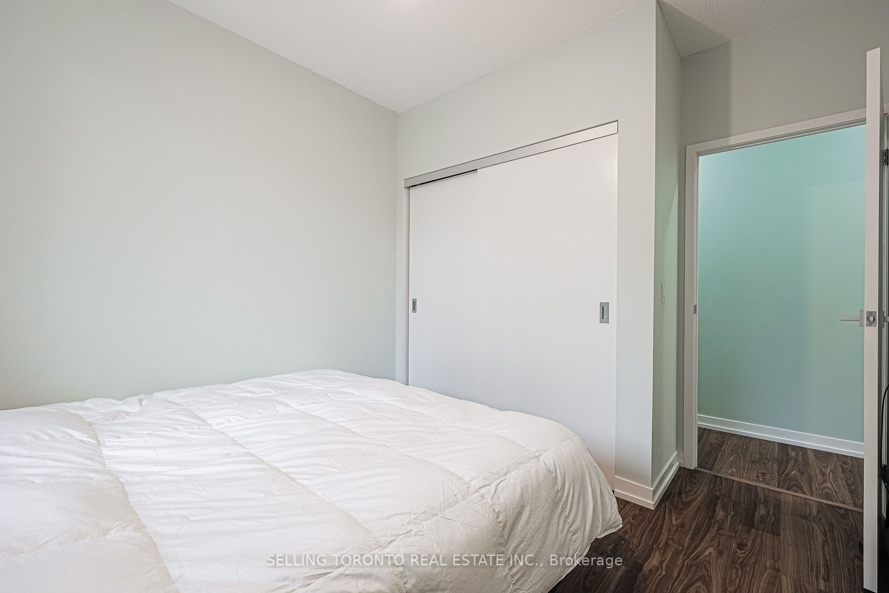 89 Dunfield Ave, #603