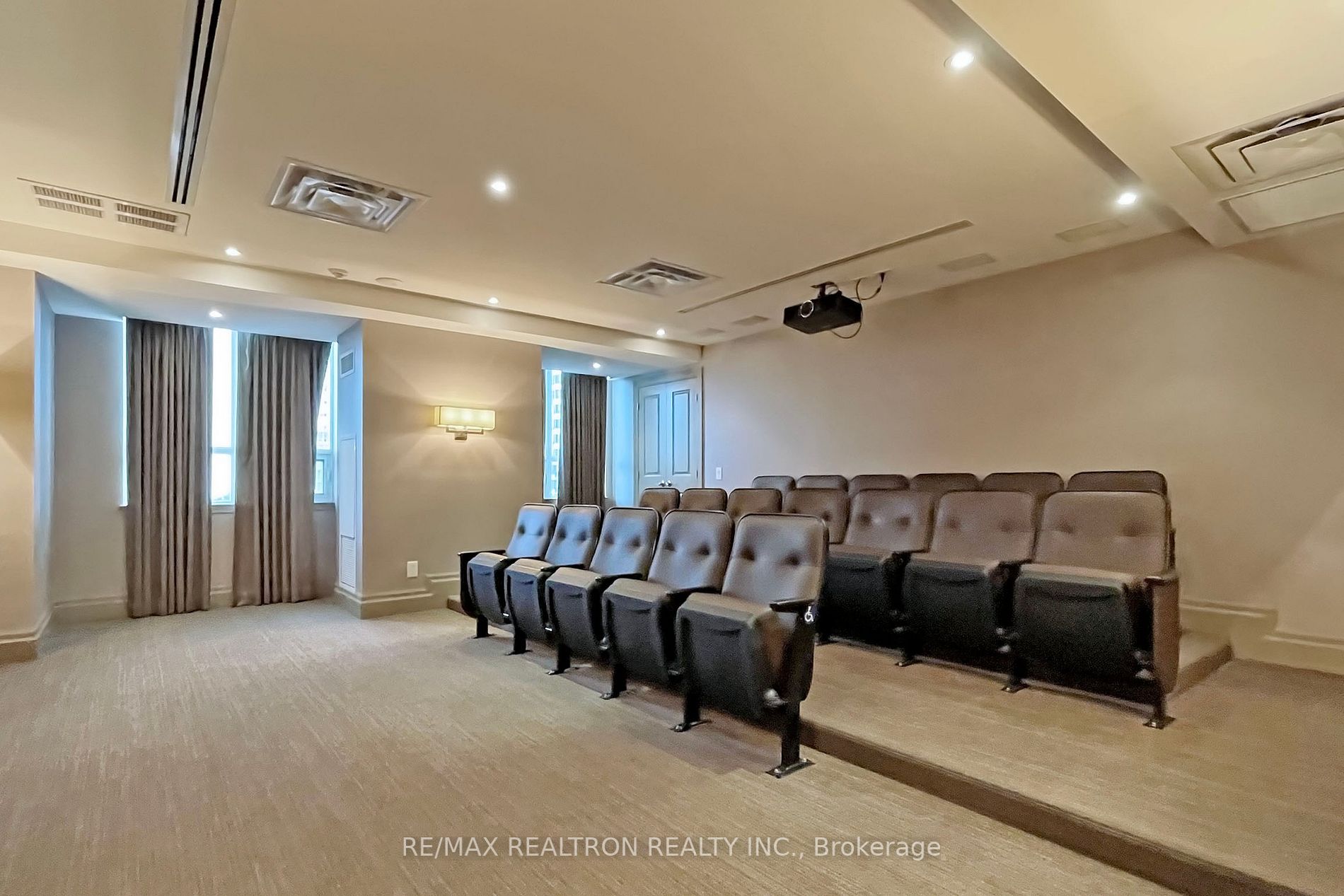 27 Rean Drive, #205
