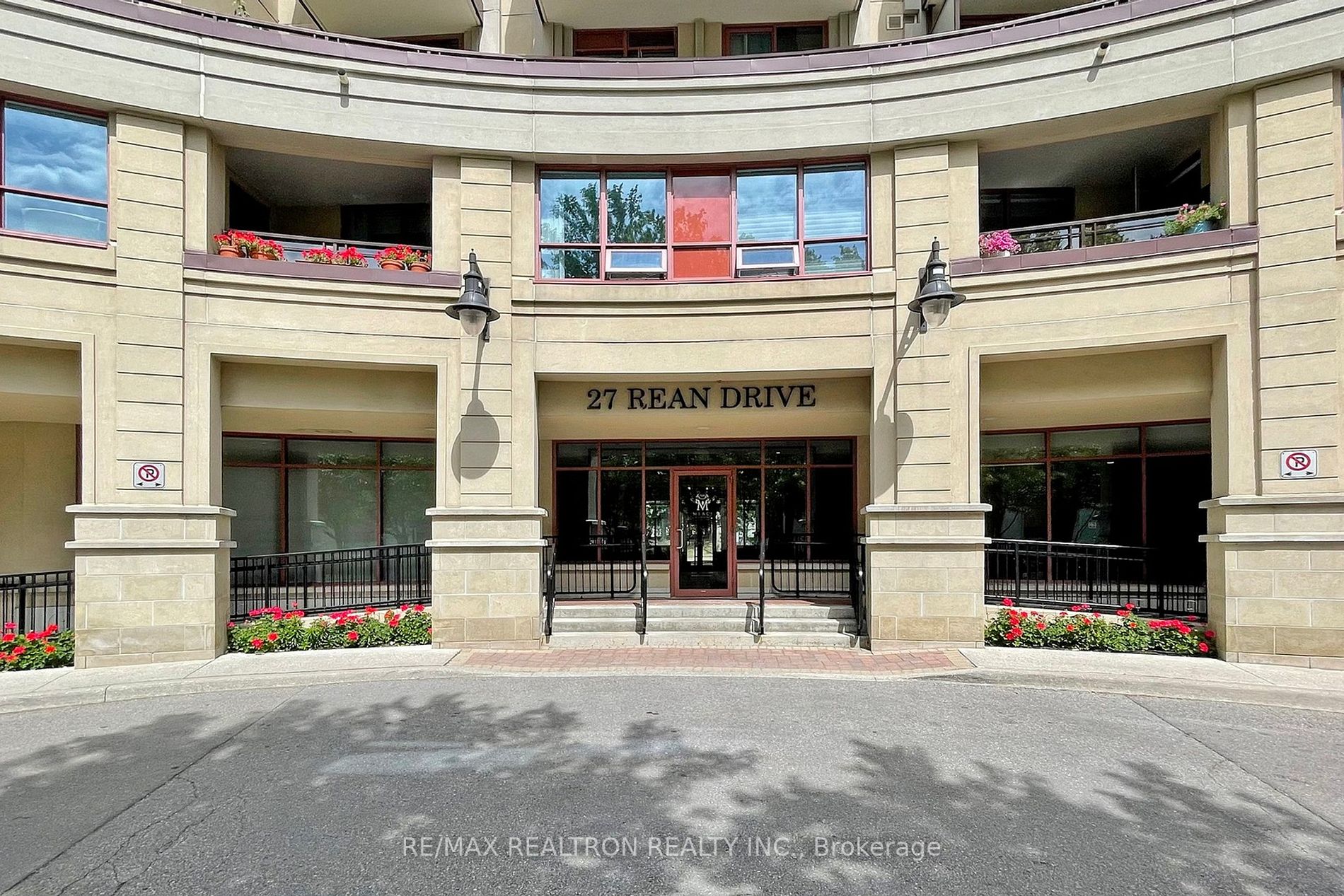 27 Rean Drive, #205