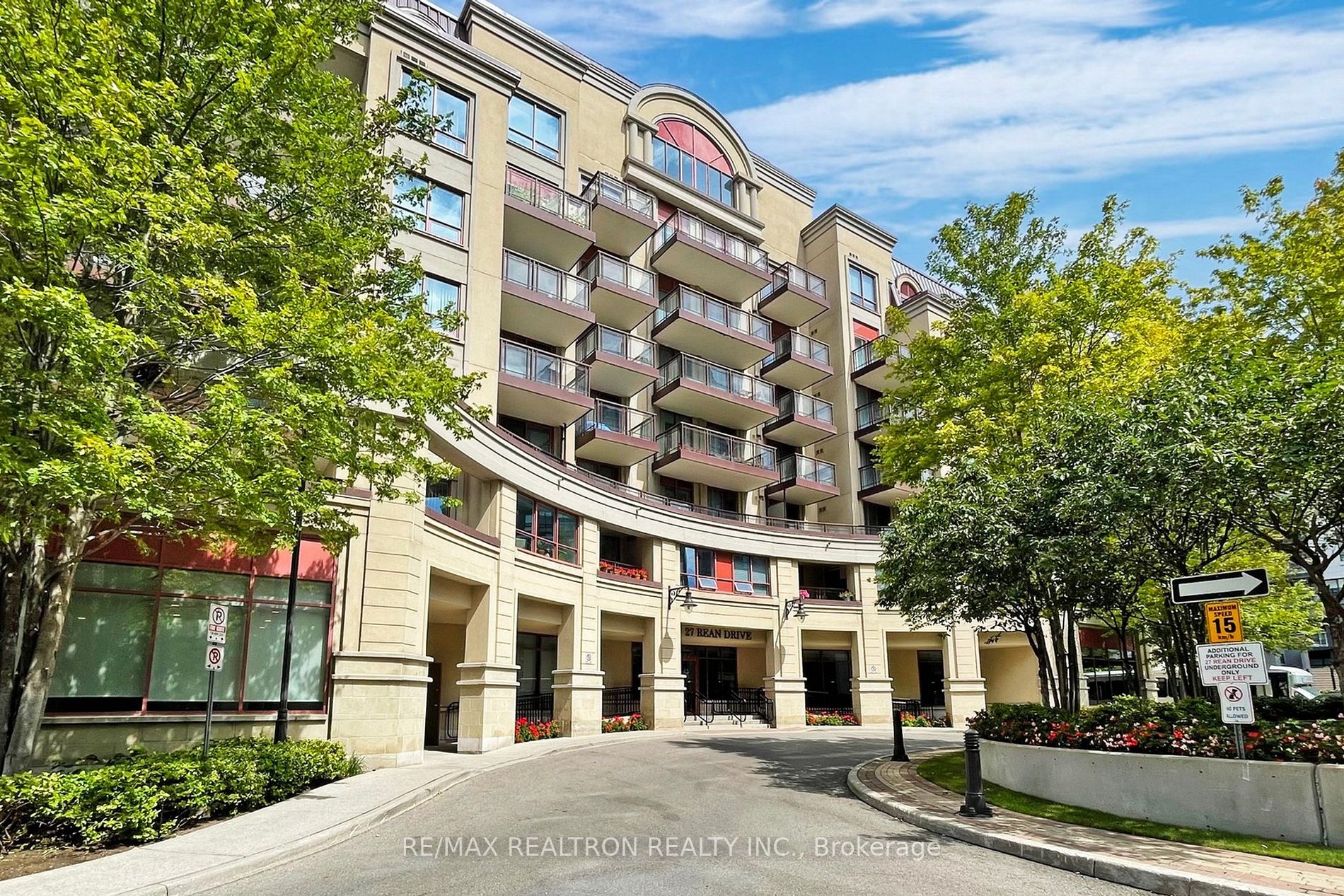 27 Rean Drive, #205
