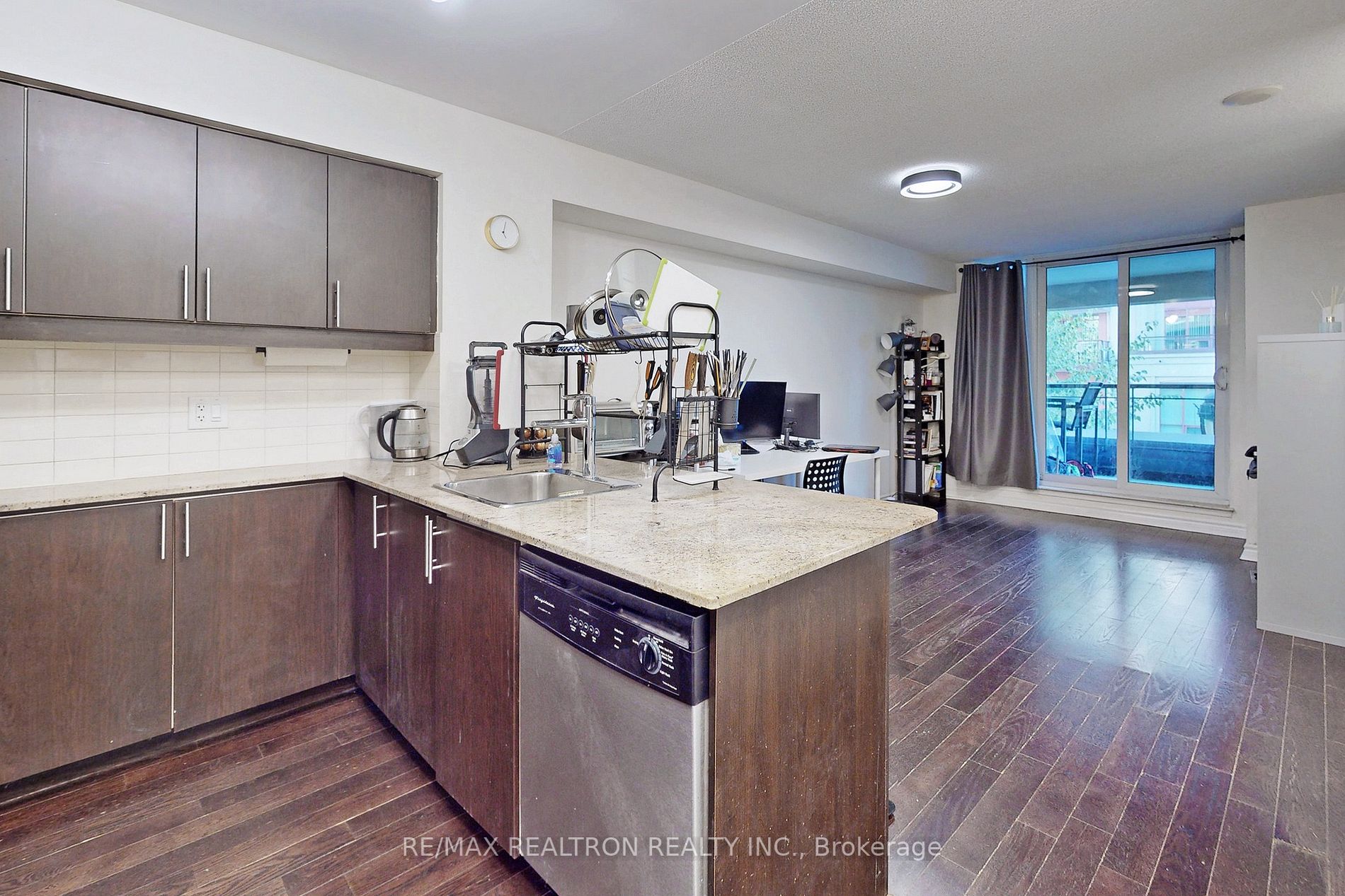 27 Rean Drive, #205