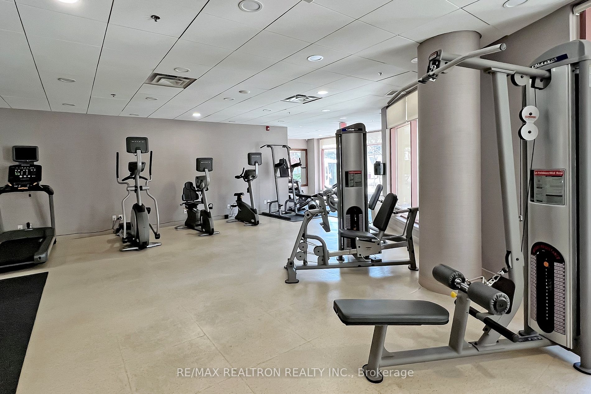 27 Rean Drive, #205