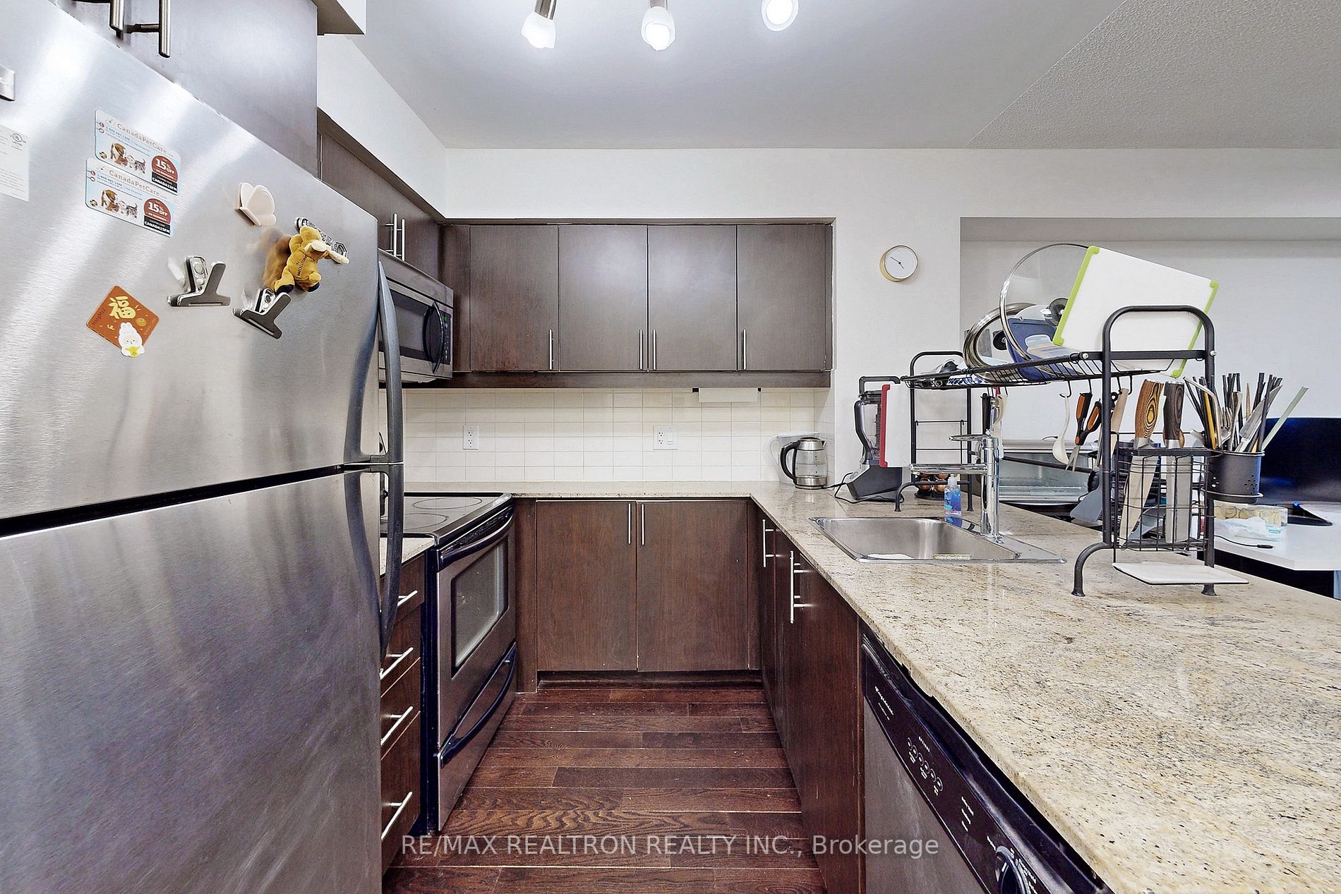 27 Rean Drive, #205