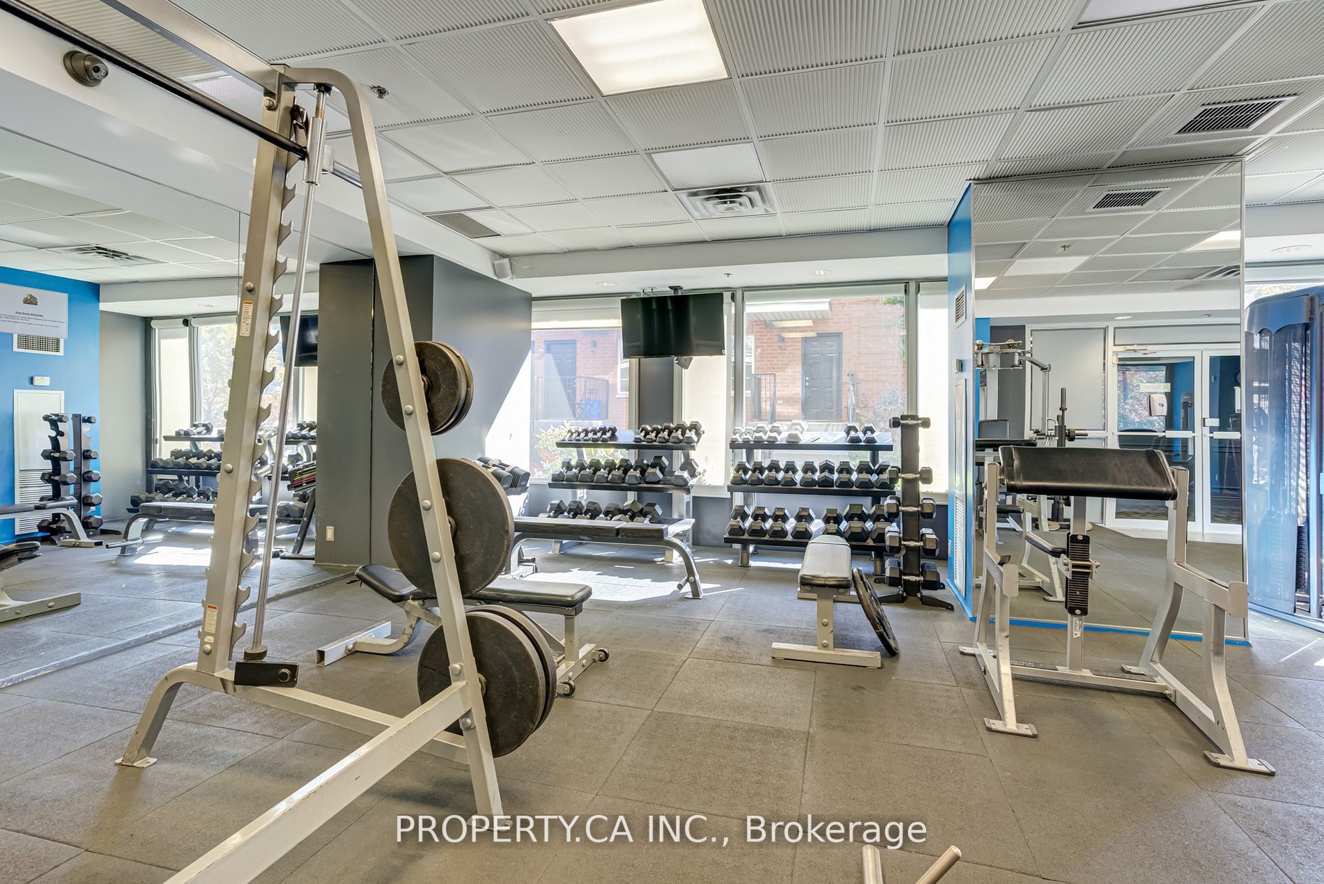 1029 King St W, #202