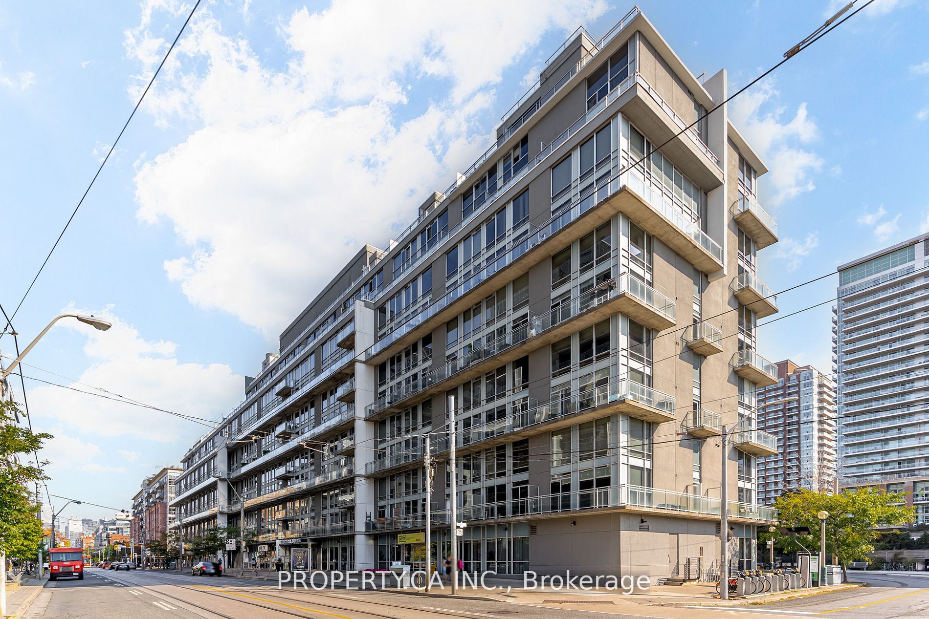 1029 King St W, #202