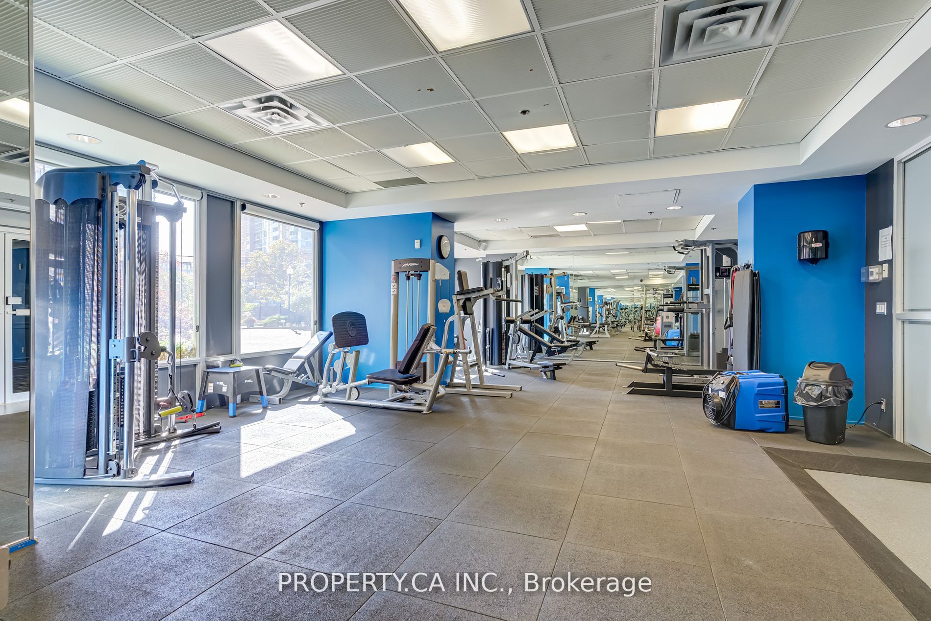 1029 King St W, #202