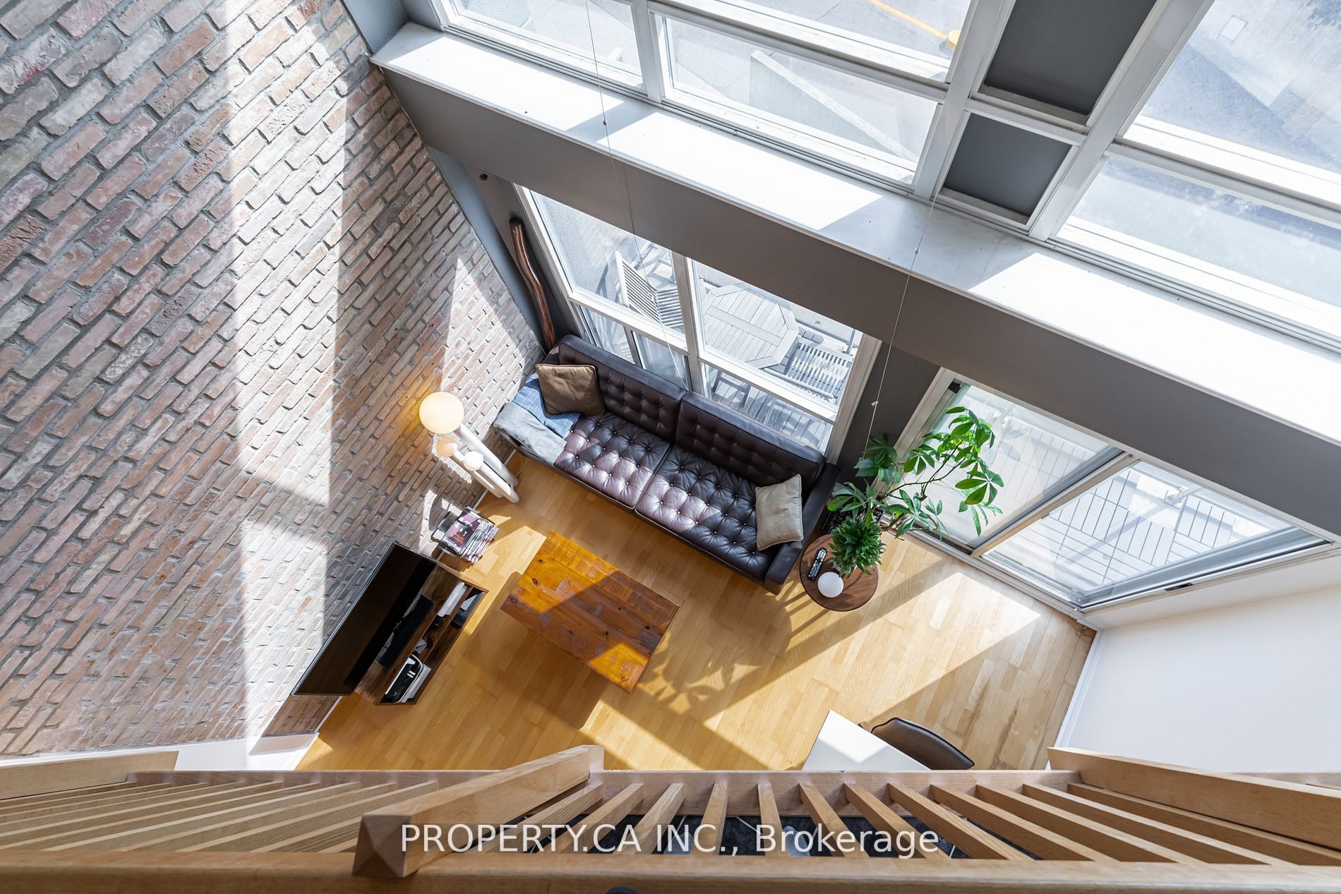 1029 King St W, #202
