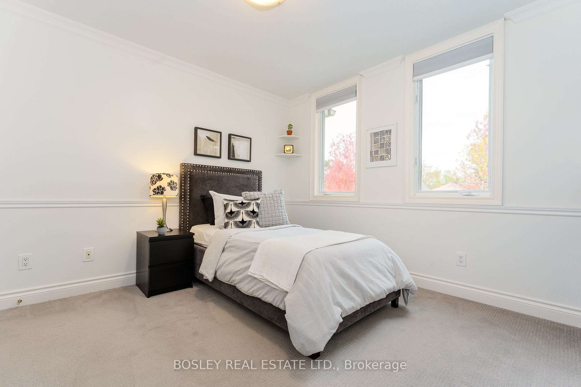 7 Vanderhoof Avenue