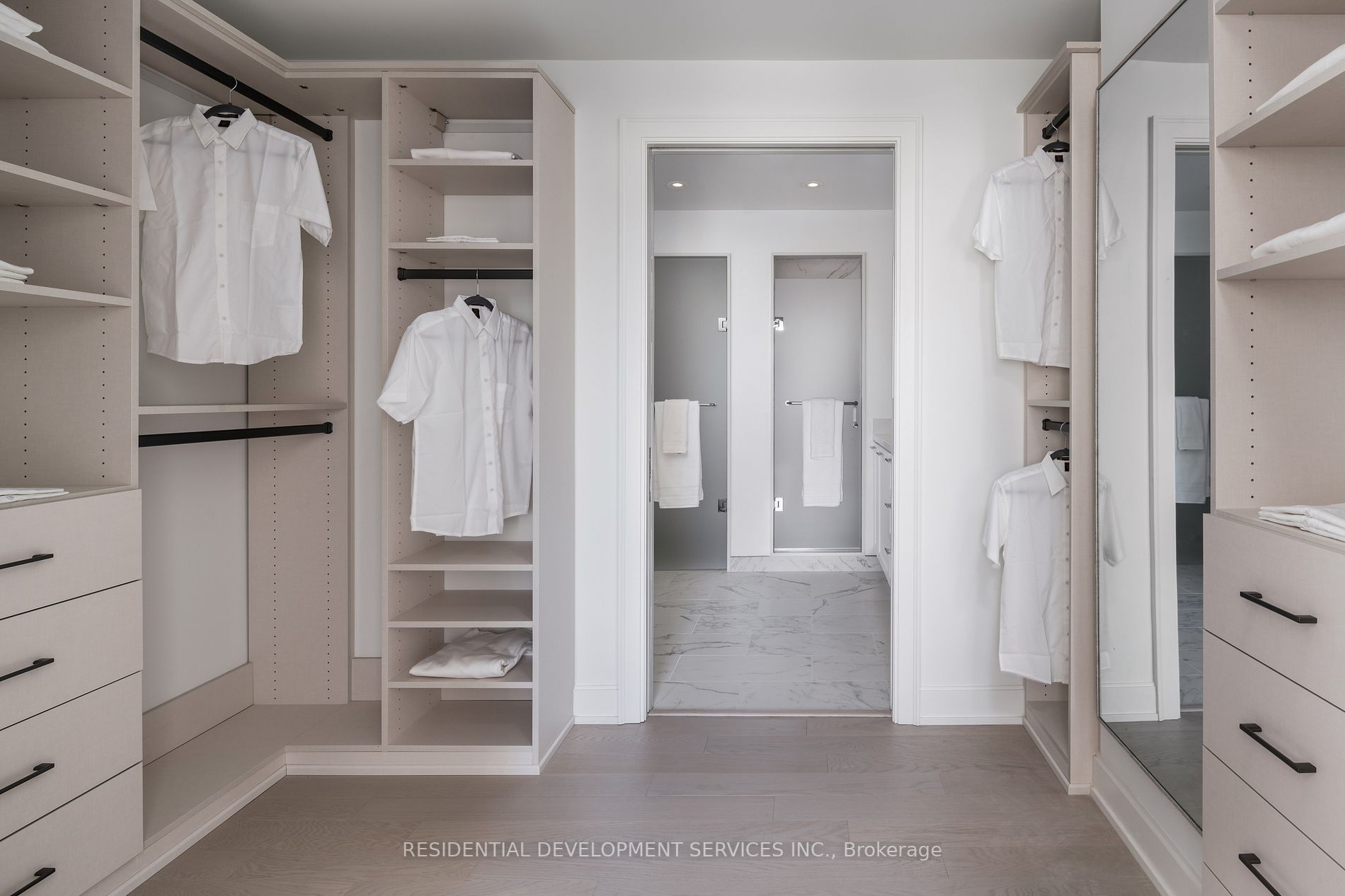 2781 Yonge Street, #403